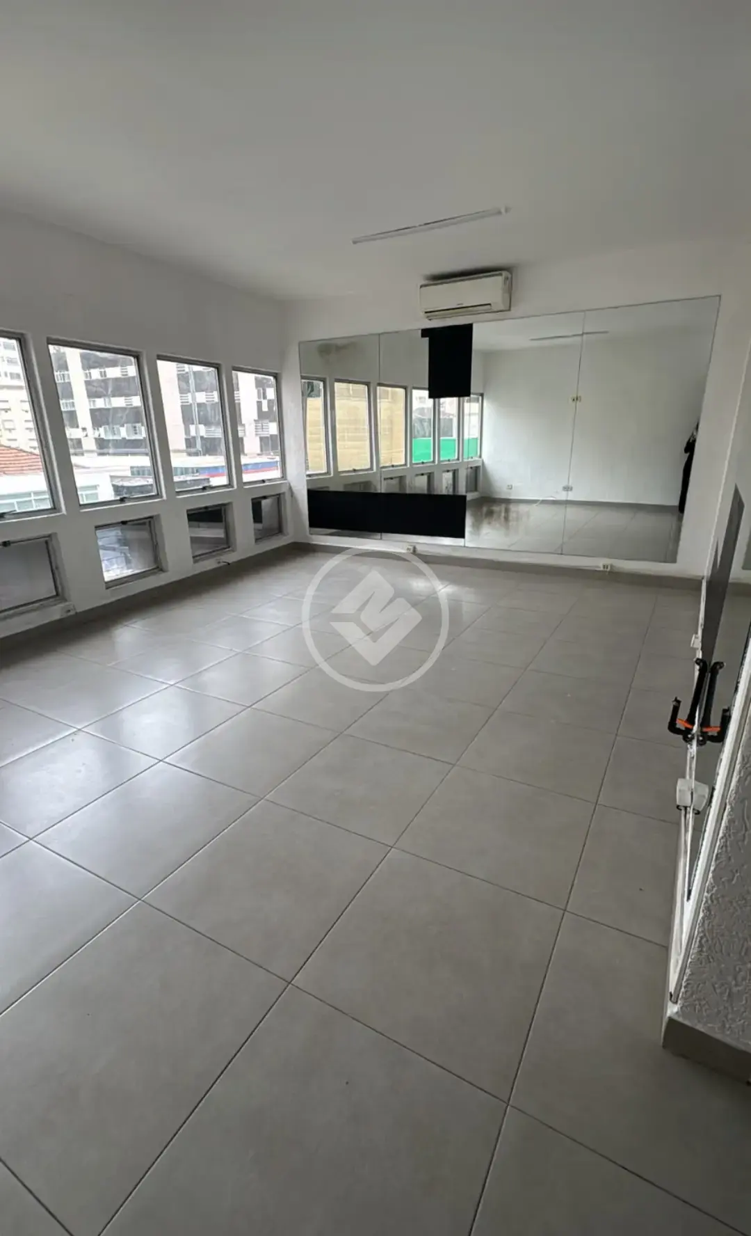 Imagem 1 - Sala Comercial em Gonzaga, Santos - SP