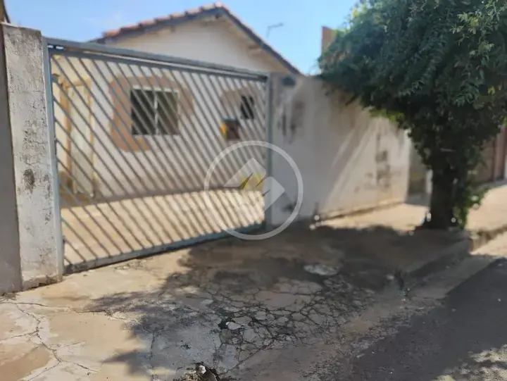 Imagem 1 - Casa em Conjunto Habitacional Floriano Rissi, Mirassol - SP