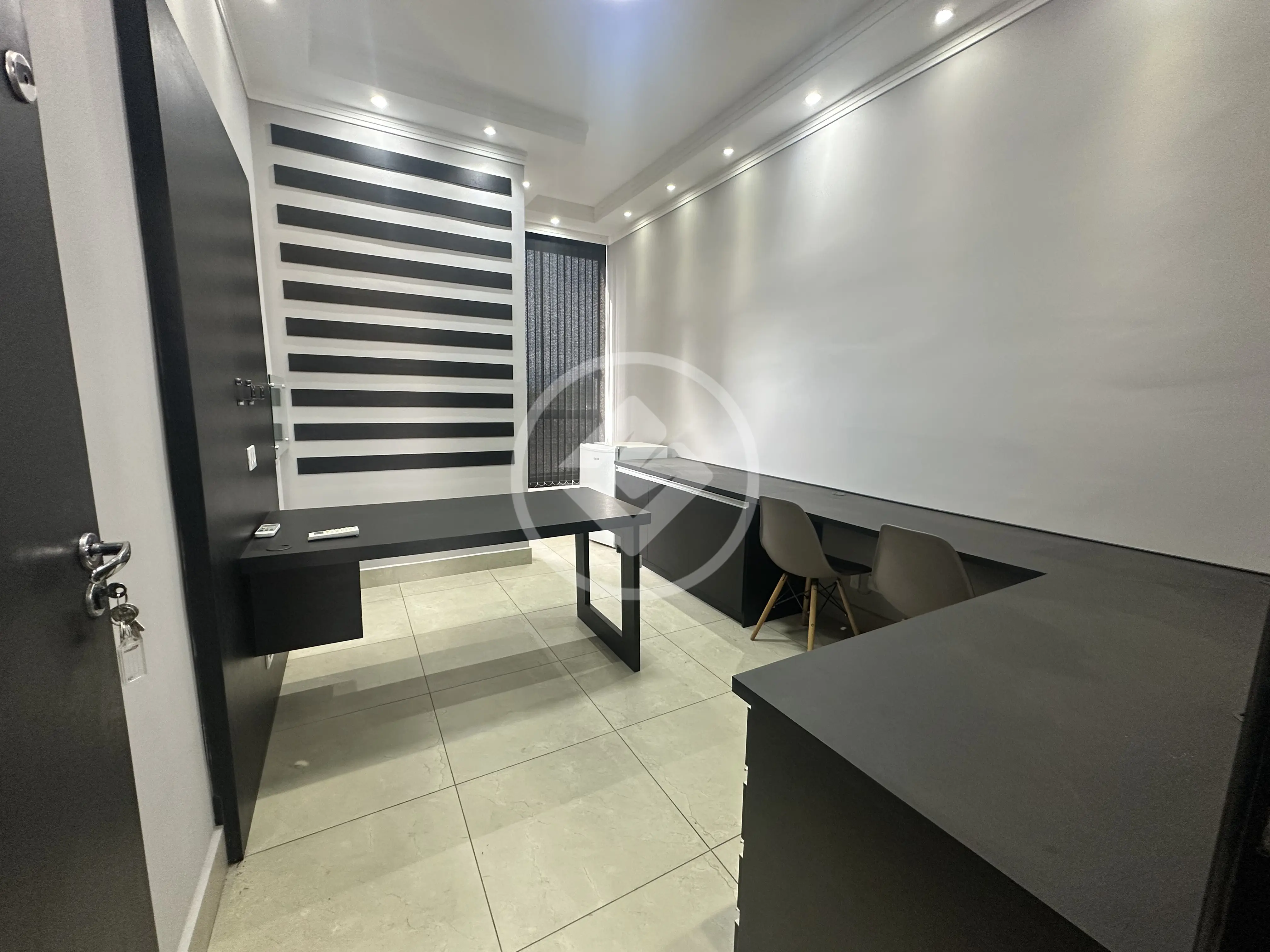 Sala Comercial Loteamento Villa Branca, Jacareí - SP — foto 1