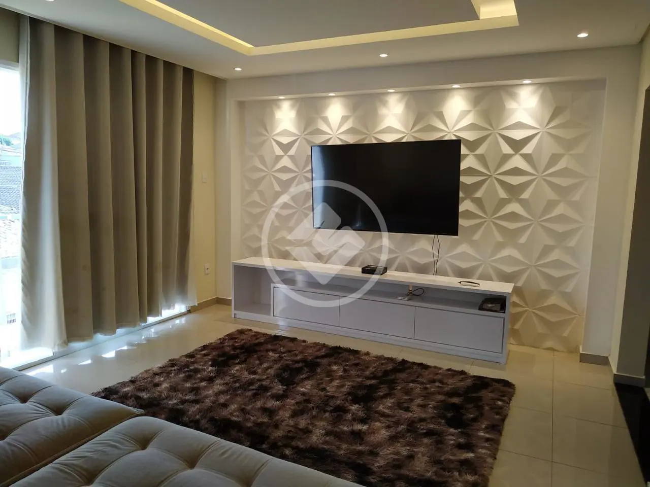 Imagem 2 - Casa em Jardim dos Bandeirantes, São José dos Campos - SP