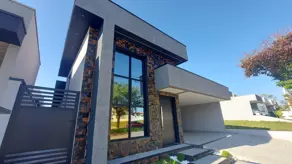 Casa Condomínio Piracangaguá, Taubaté - SP — foto 1
