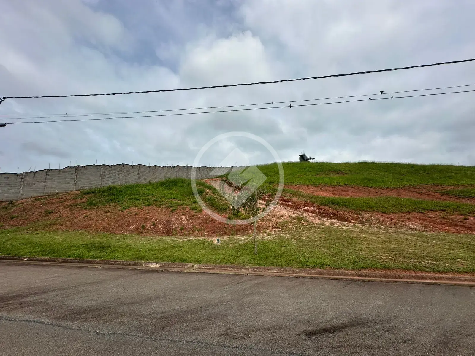 Imagem 1 - Terreno Condomínio em Residencial Santa Barbara, Jambeiro - SP