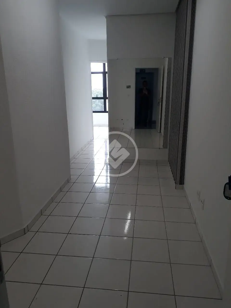 Image 2 - Sala Comercial em Parque Residencial Aquarius, São José dos Campos - SP