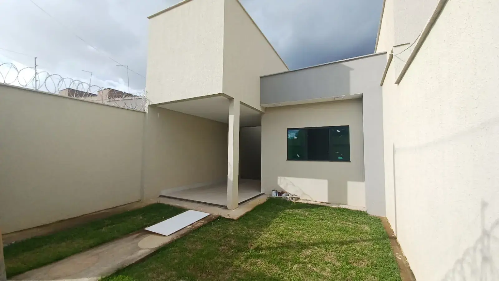 Imagem 1 - Casa em Sítios Santa Luzia, Aparecida de Goiânia - GO