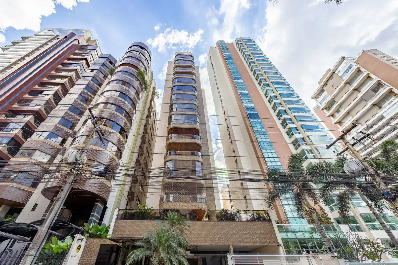 Imagem 1 - Apartamento em Setor Bueno, Goiânia - GO