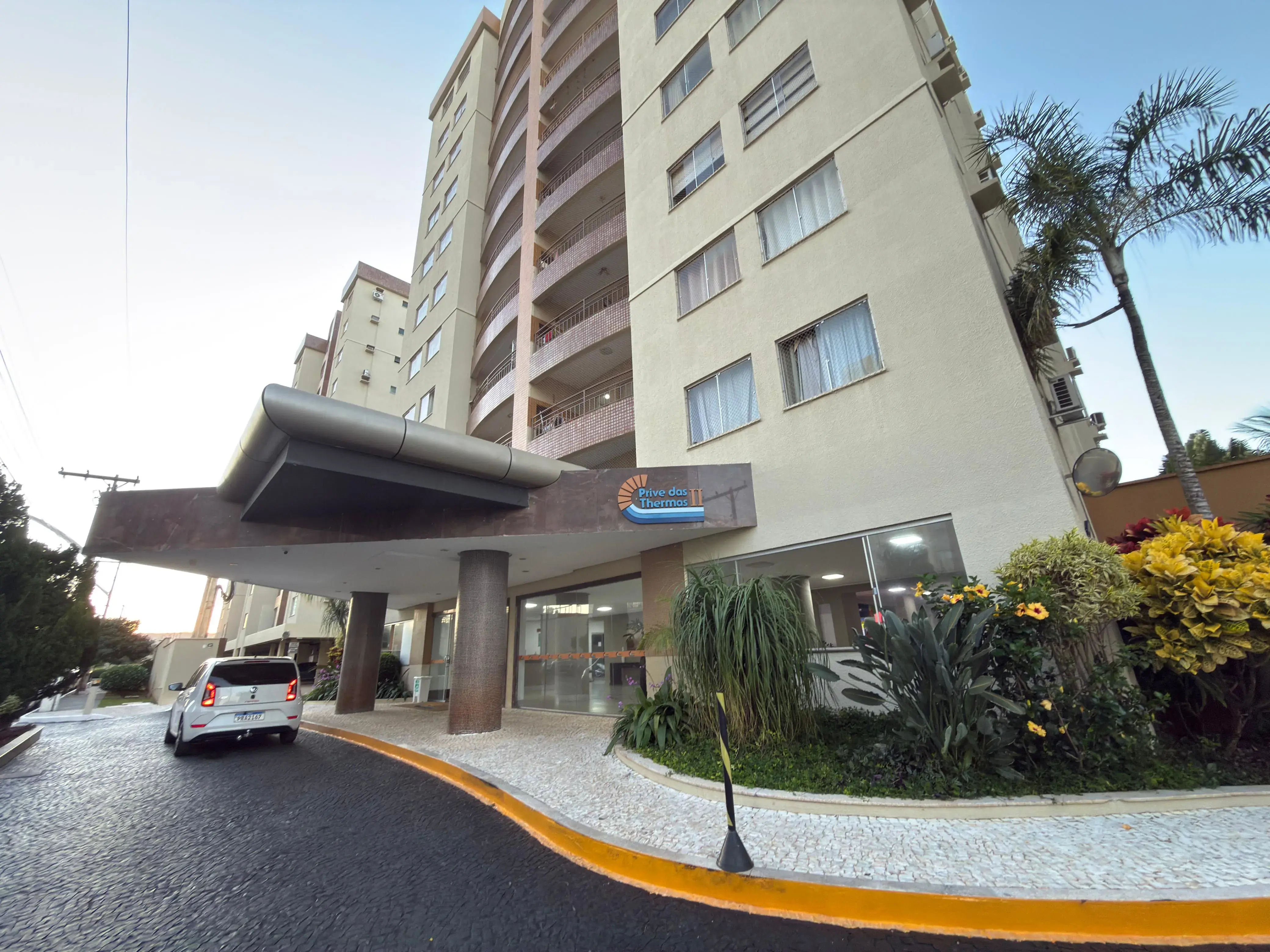 Imagem 1 - Apartamento em J Jeriquara, Caldas Novas - GO