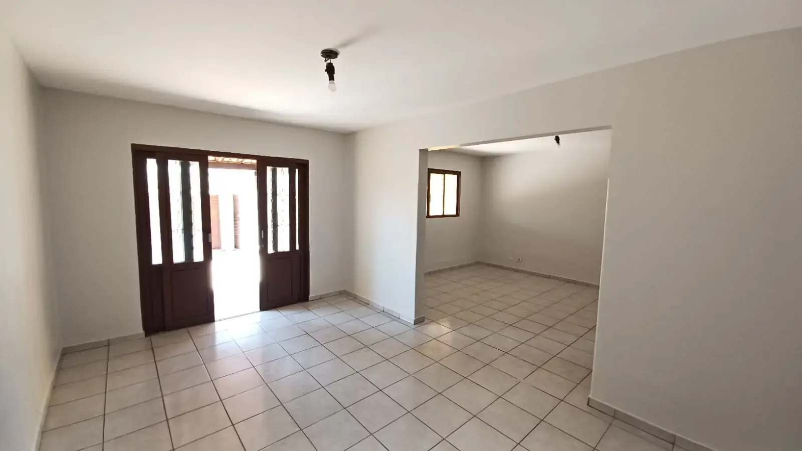 Imagem 2 - Casa em Setor Leste Universitário, Goiânia - GO