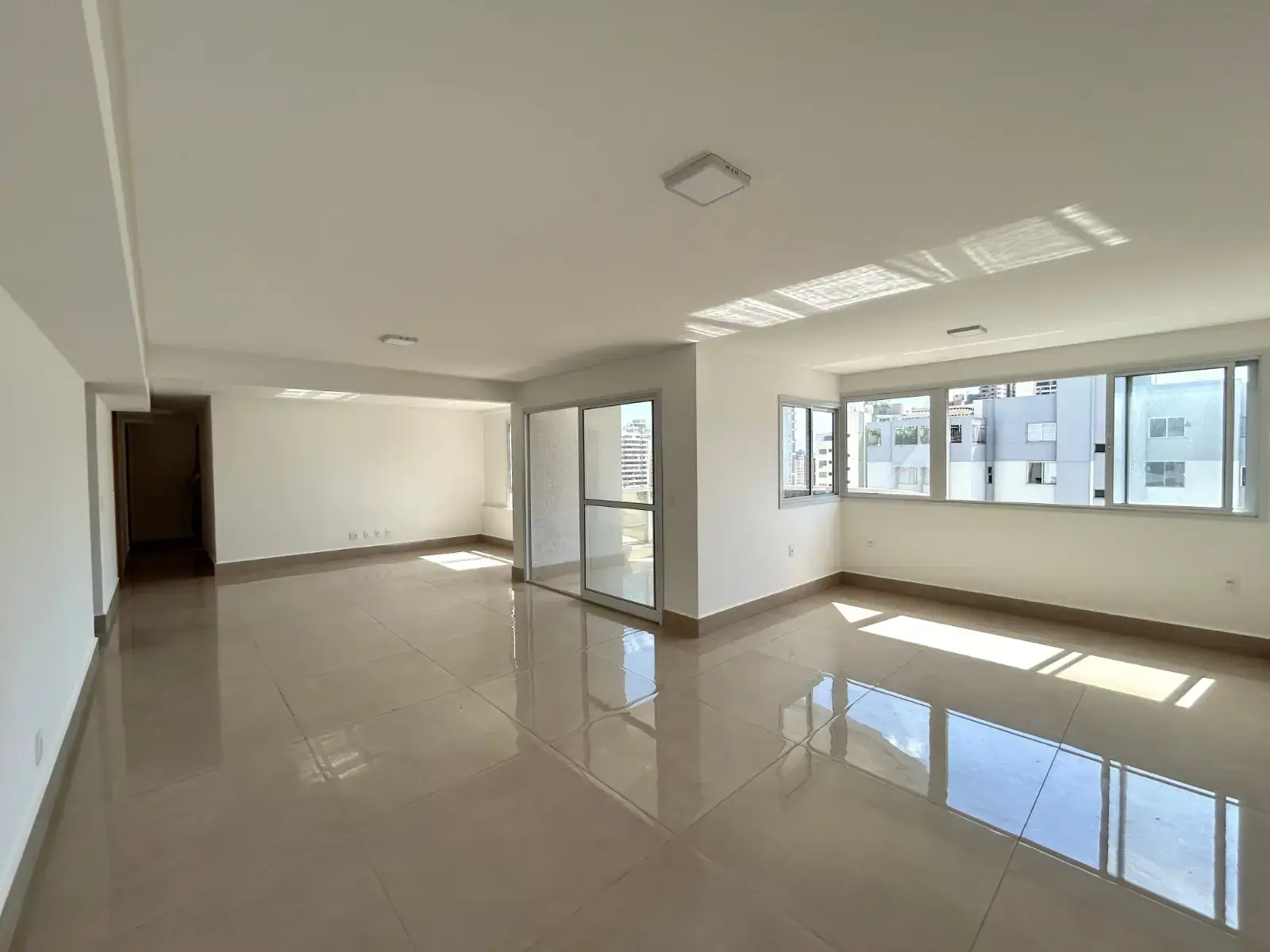 Imagem 1 - Apartamento em Setor Bueno, Goiânia - GO