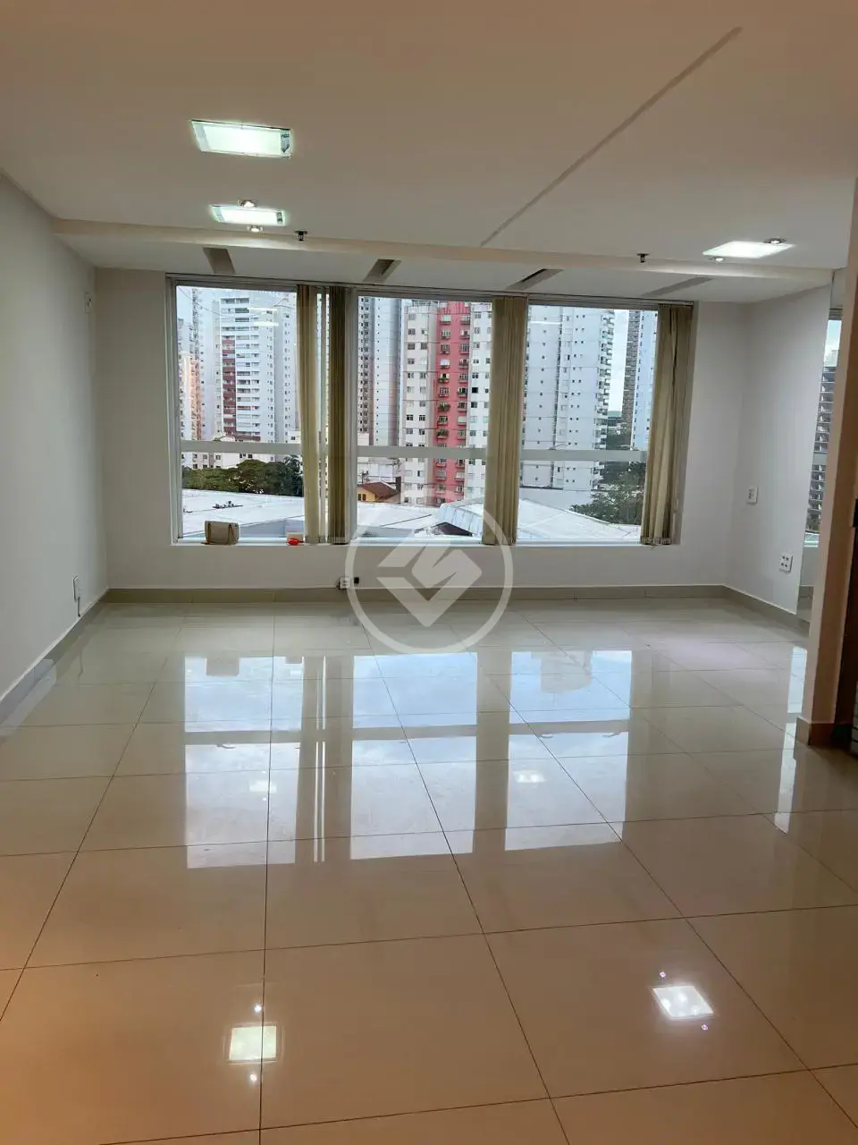 Image 5 - Sala Comercial em Jardim Goiás, Goiânia - GO