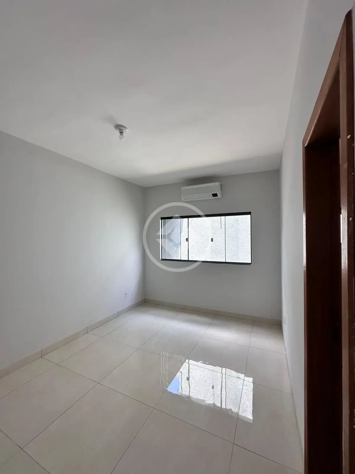 Imagem 2 - Casa em Condomínio das Esmeraldas, Goiânia - GO