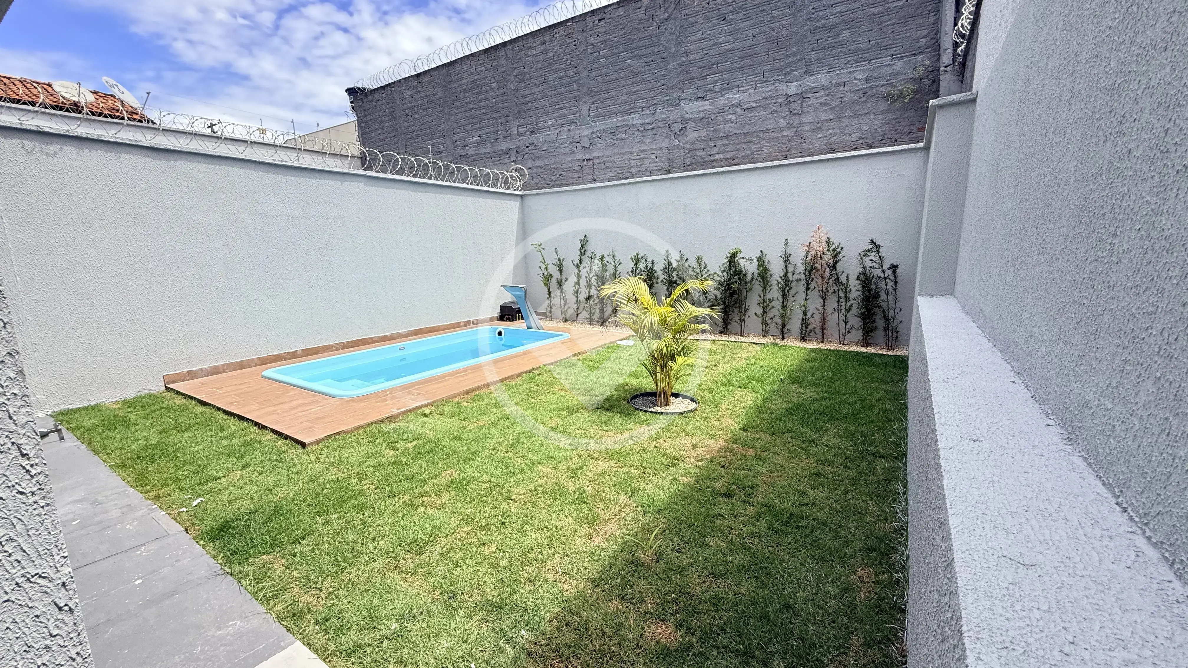 Image 2 - Casa em Jardim Helvecia, Aparecida de Goiânia - GO