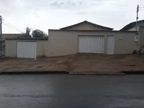 Casa Santa Genoveva, Goiânia - GO — foto 1