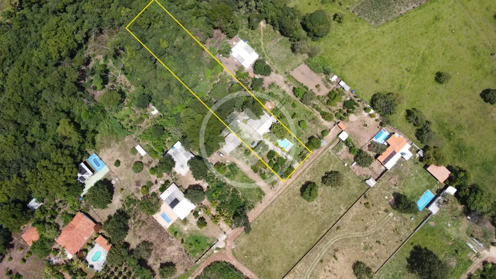 Imagem 1 - Chácara em Zona Rural, Hidrolândia - GO