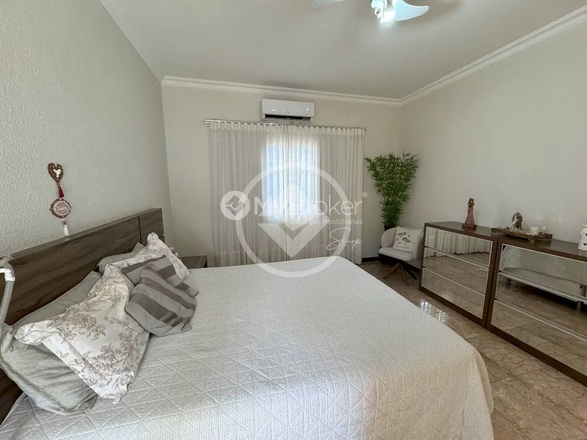Imagem 2 - Casa em JARDIM MARINGA, Sinop - MT