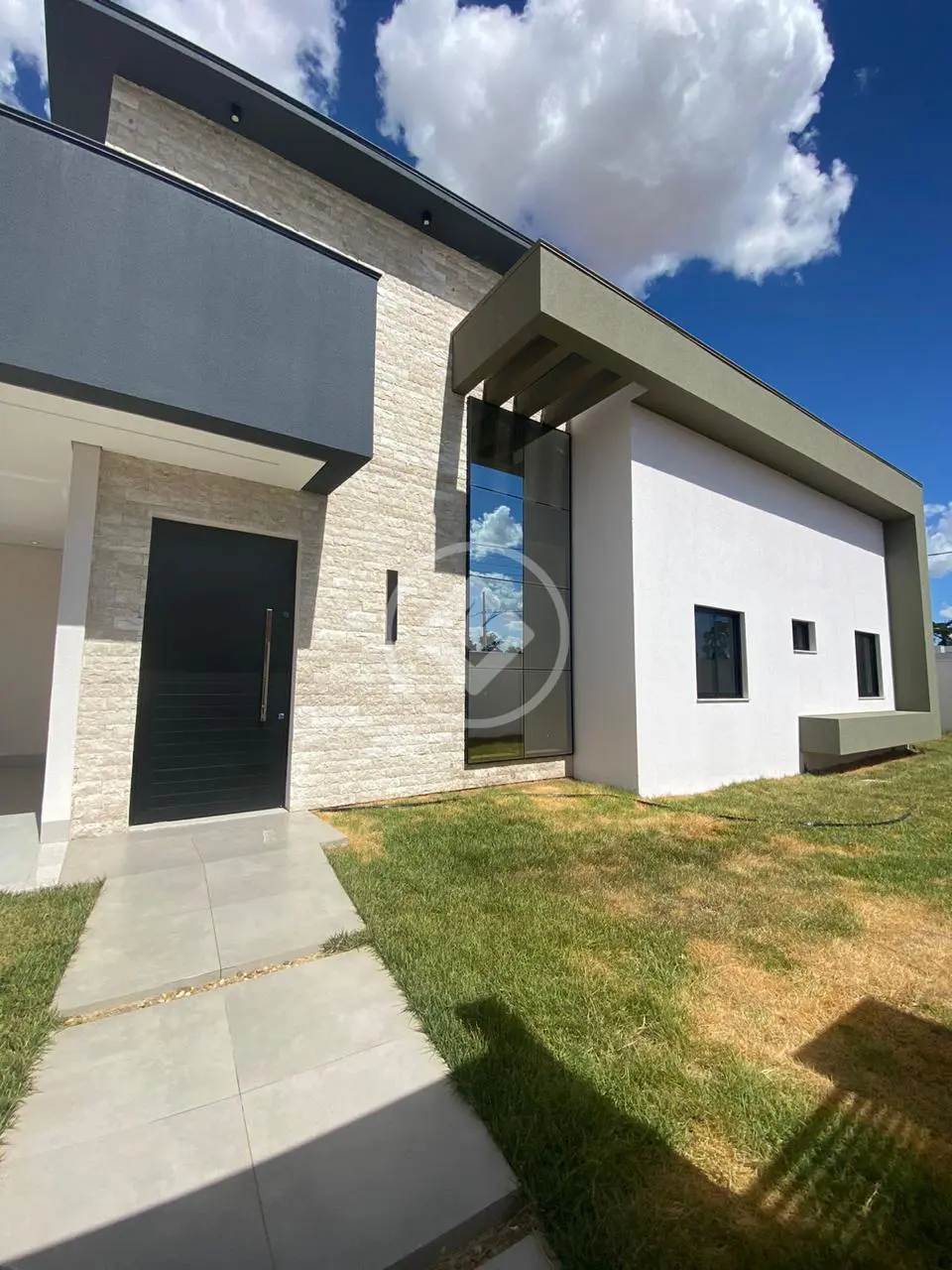 Imagem 3 - Casa em Residencial Paris, Sinop - MT