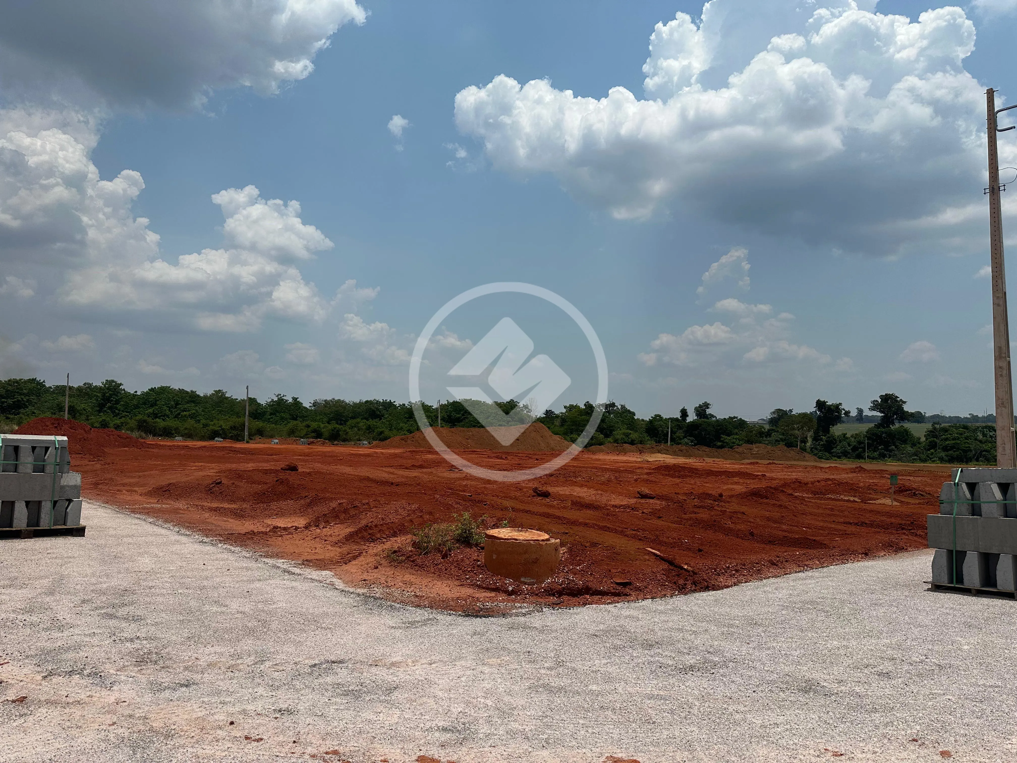 Imagem 1 - Terreno Comercial em Setor Industrial Sul, Sinop - MT