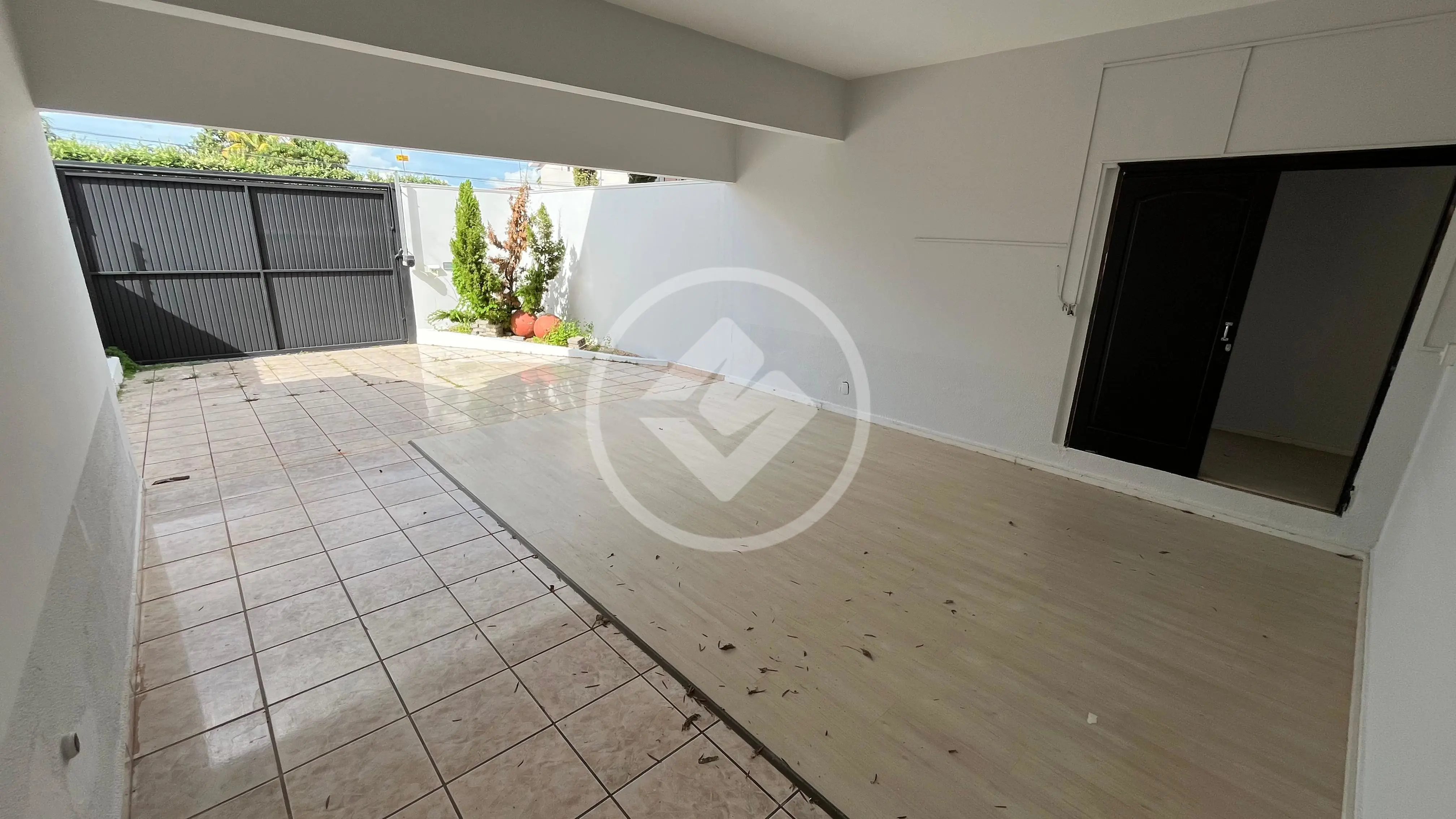 Imagem 2 - Sobrado em SETOR COMERCIAL, Sinop - MT