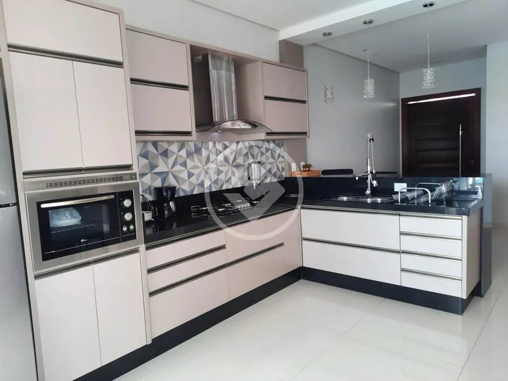 Imagem 1 - Sobrado em Residencial Florença, Sinop - MT