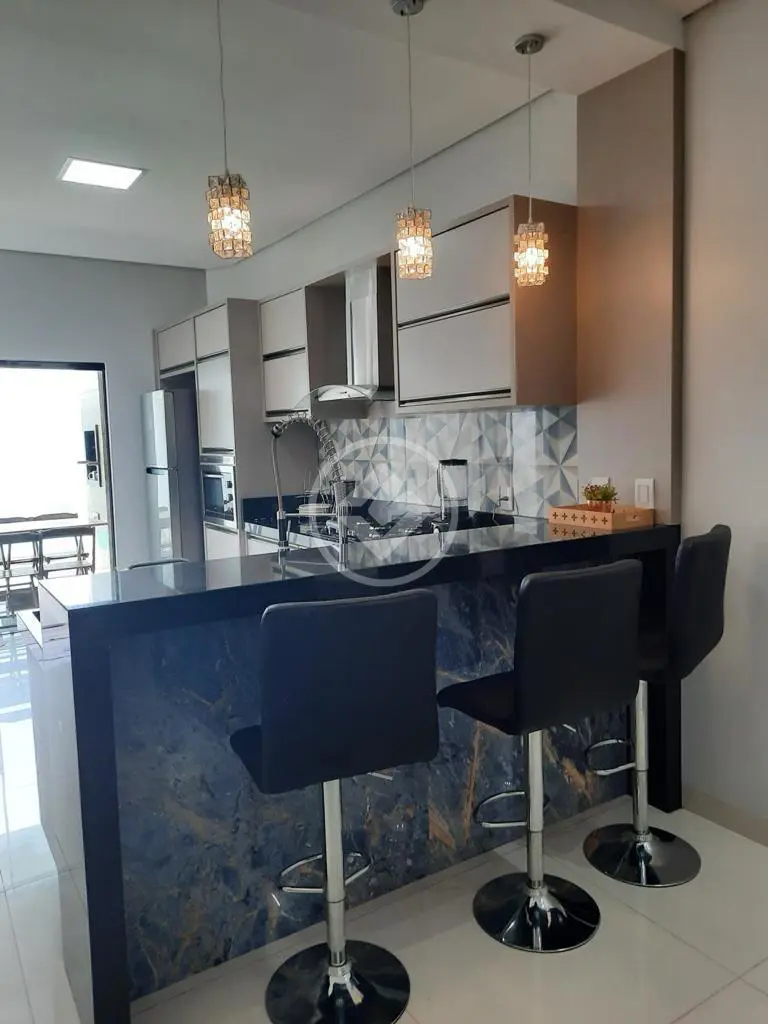 Imagem 2 - Sobrado em Residencial Florença, Sinop - MT