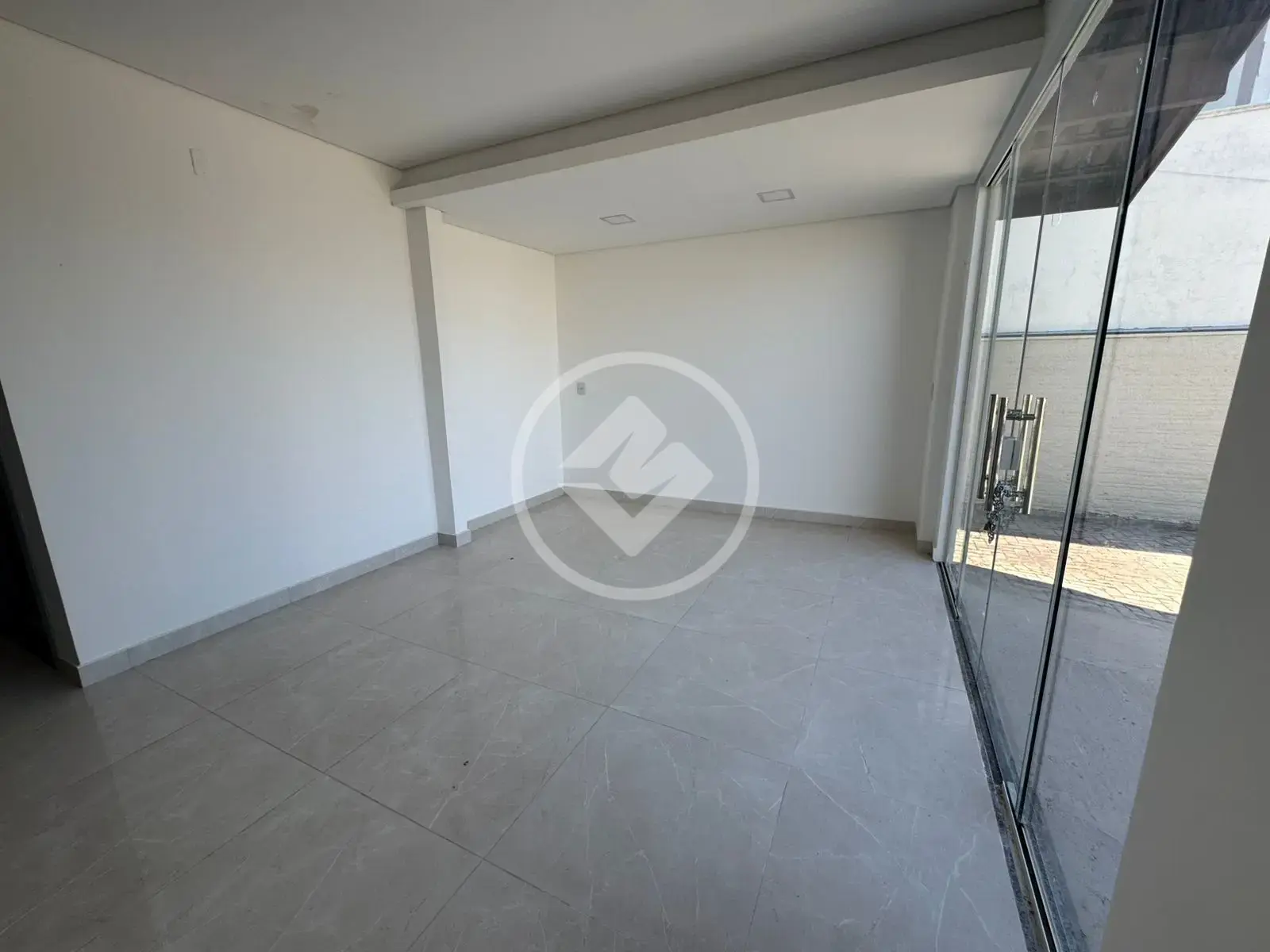 Imagem 1 - Casa Comercial em CENTRO, Sinop - MT