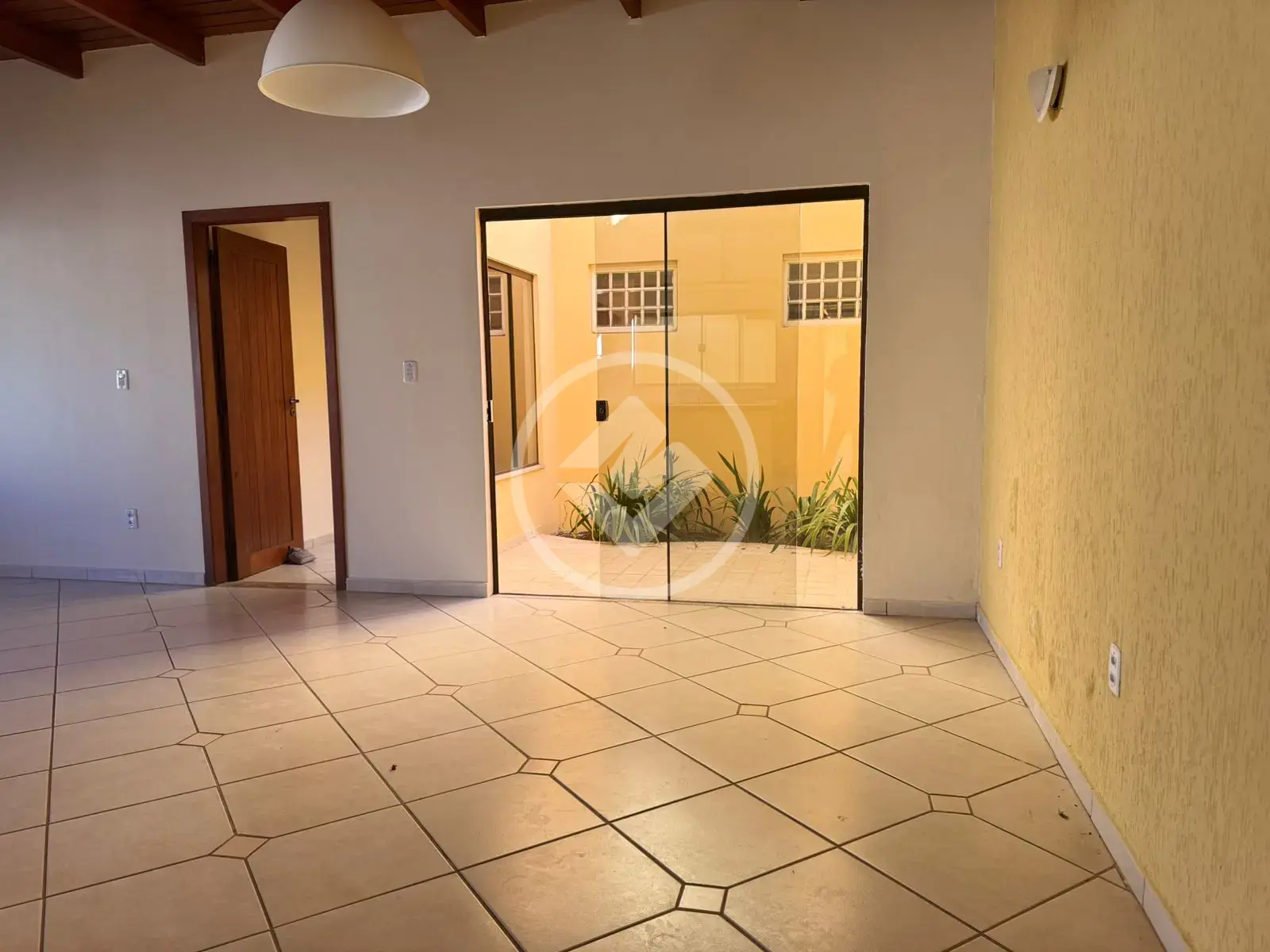 Imagem 6 - Casa em SETOR COMERCIAL, Sinop - MT