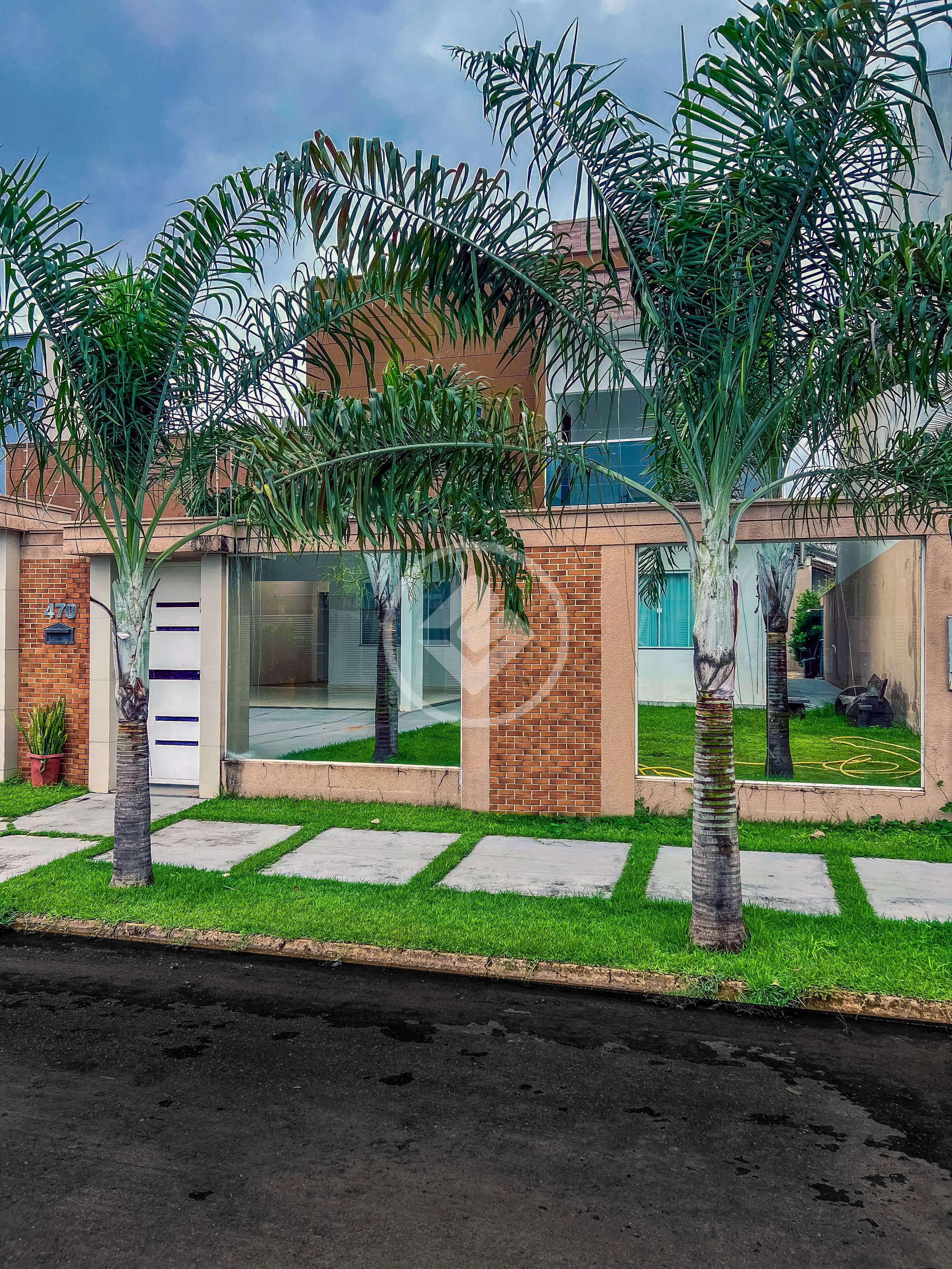 Imagem 1 - Sobrado em Residencial Bella Suíça, Sinop - MT