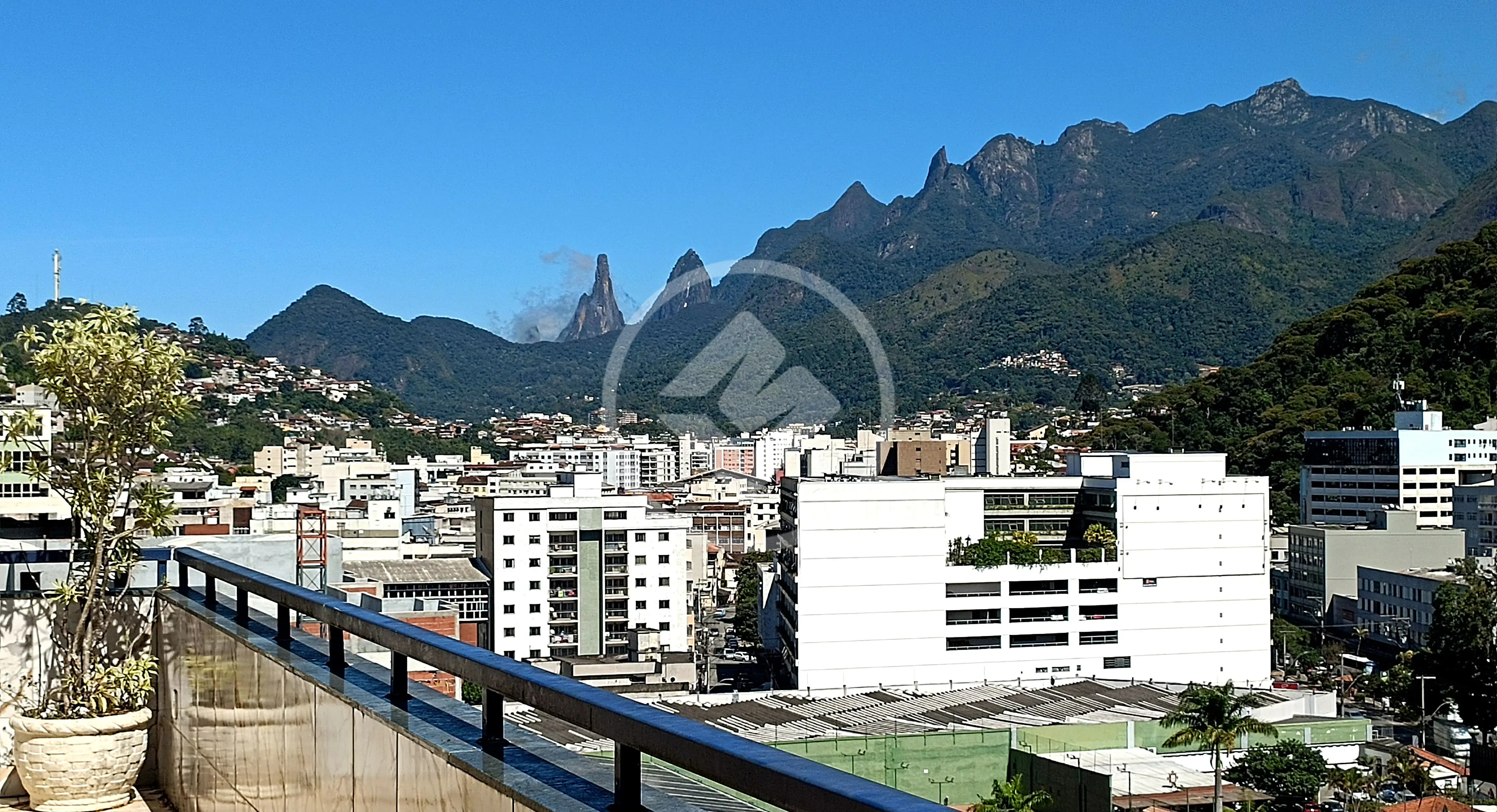 Imagem 1 - Cobertura em Várzea, Teresópolis - RJ