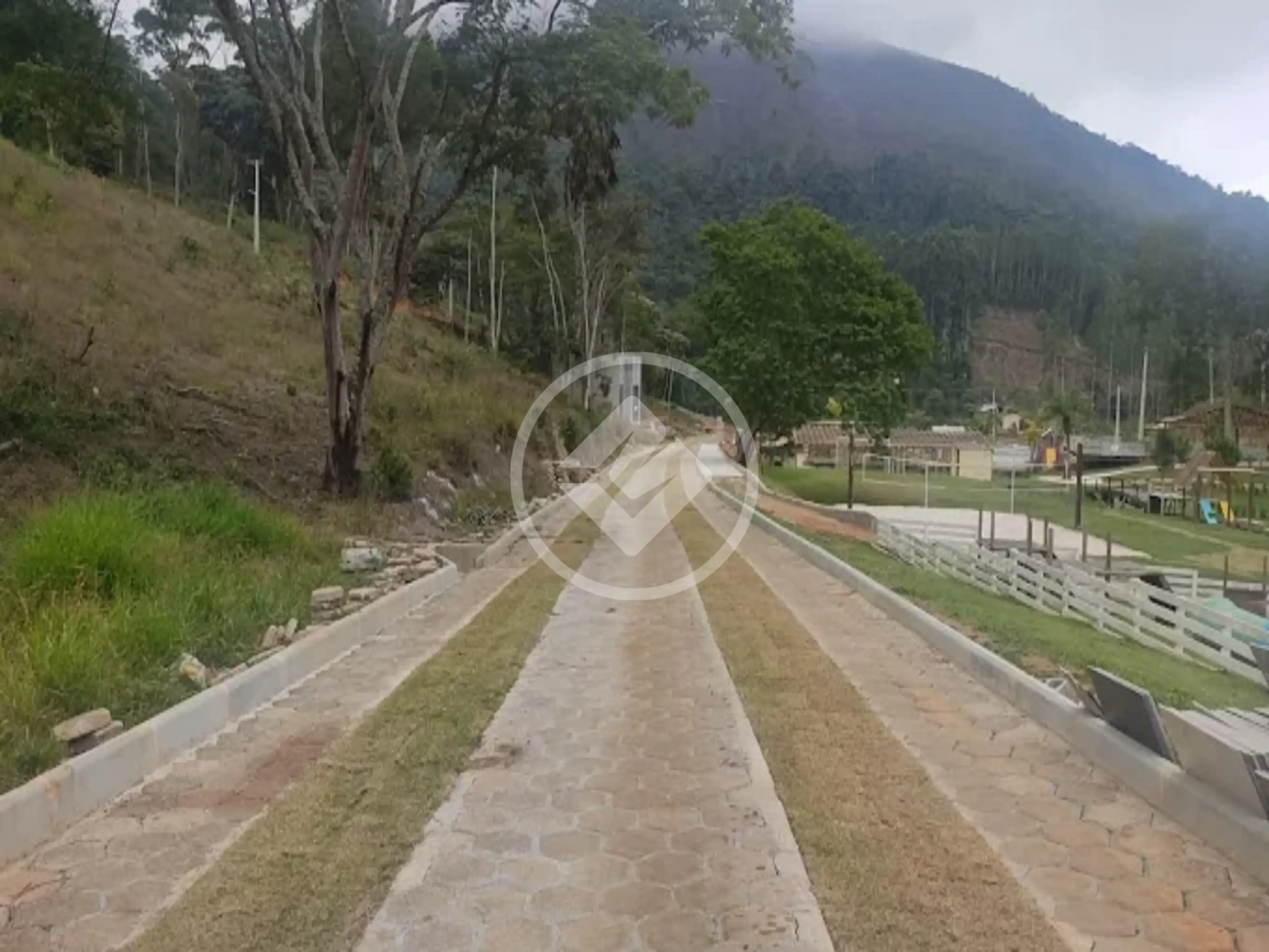 Imagem 2 - Terreno Condomínio em Fazenda Alpina, Teresópolis - RJ
