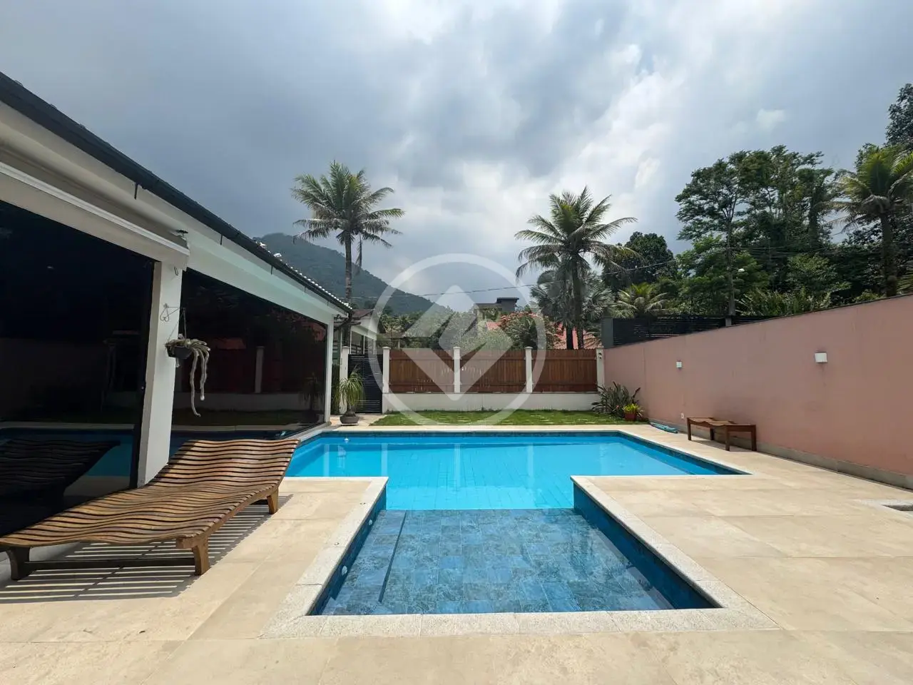 Image 2 - Casa Condomínio em Limoeiro, Guapimirim - RJ