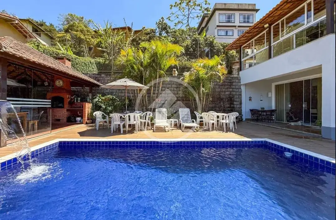 Imagem 1 - Casa em Agriões, Teresópolis - RJ