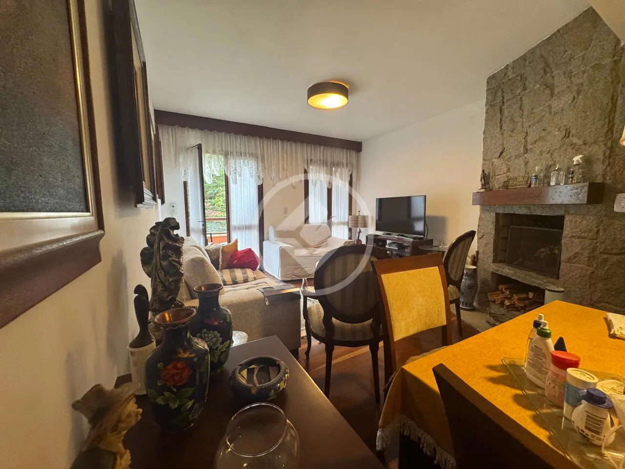 Imagem 2 - Apartamento Duplex em Albuquerque, Teresópolis - RJ