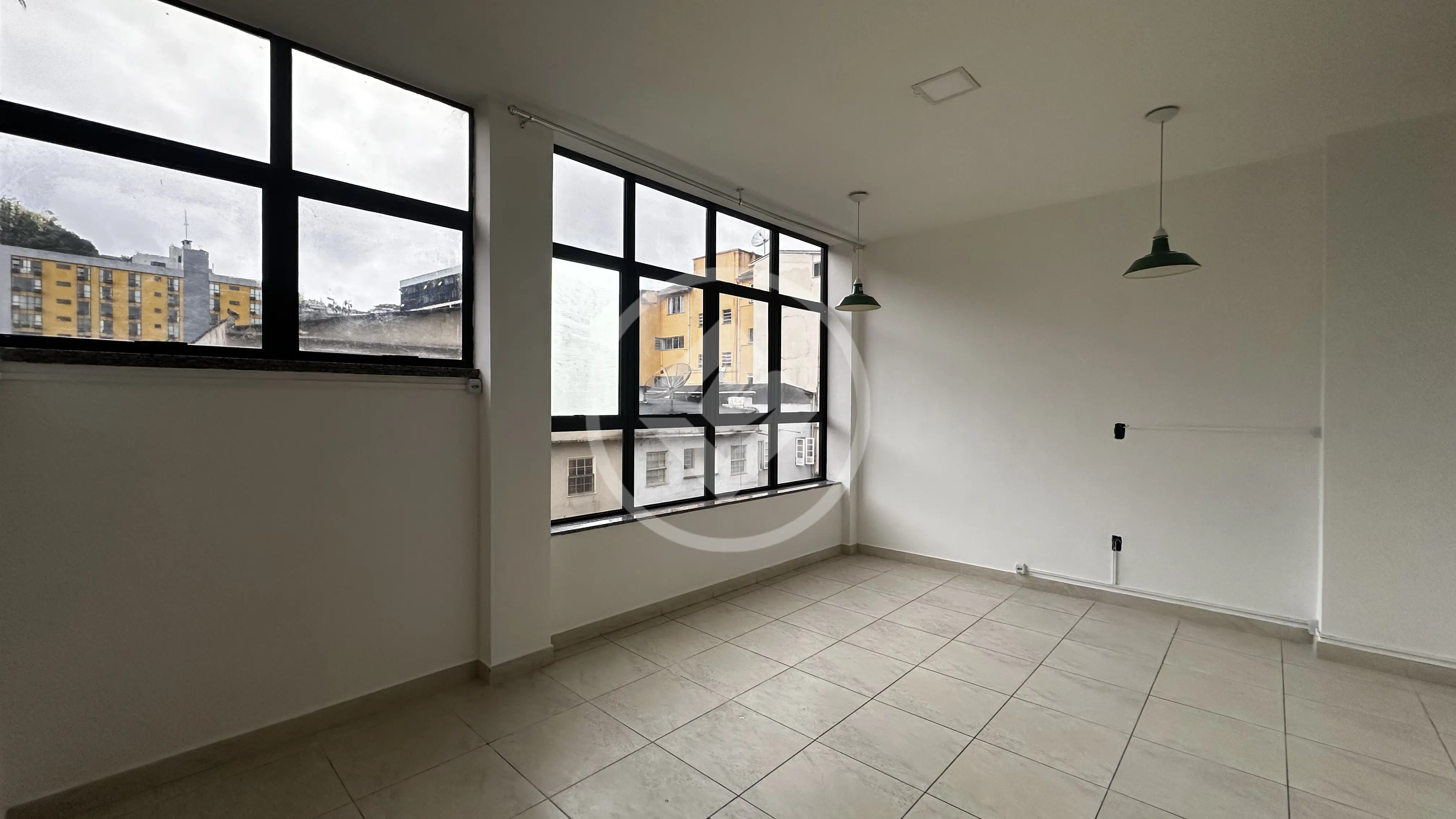 Imagem 3 - Sala Comercial em Várzea, Teresópolis - RJ