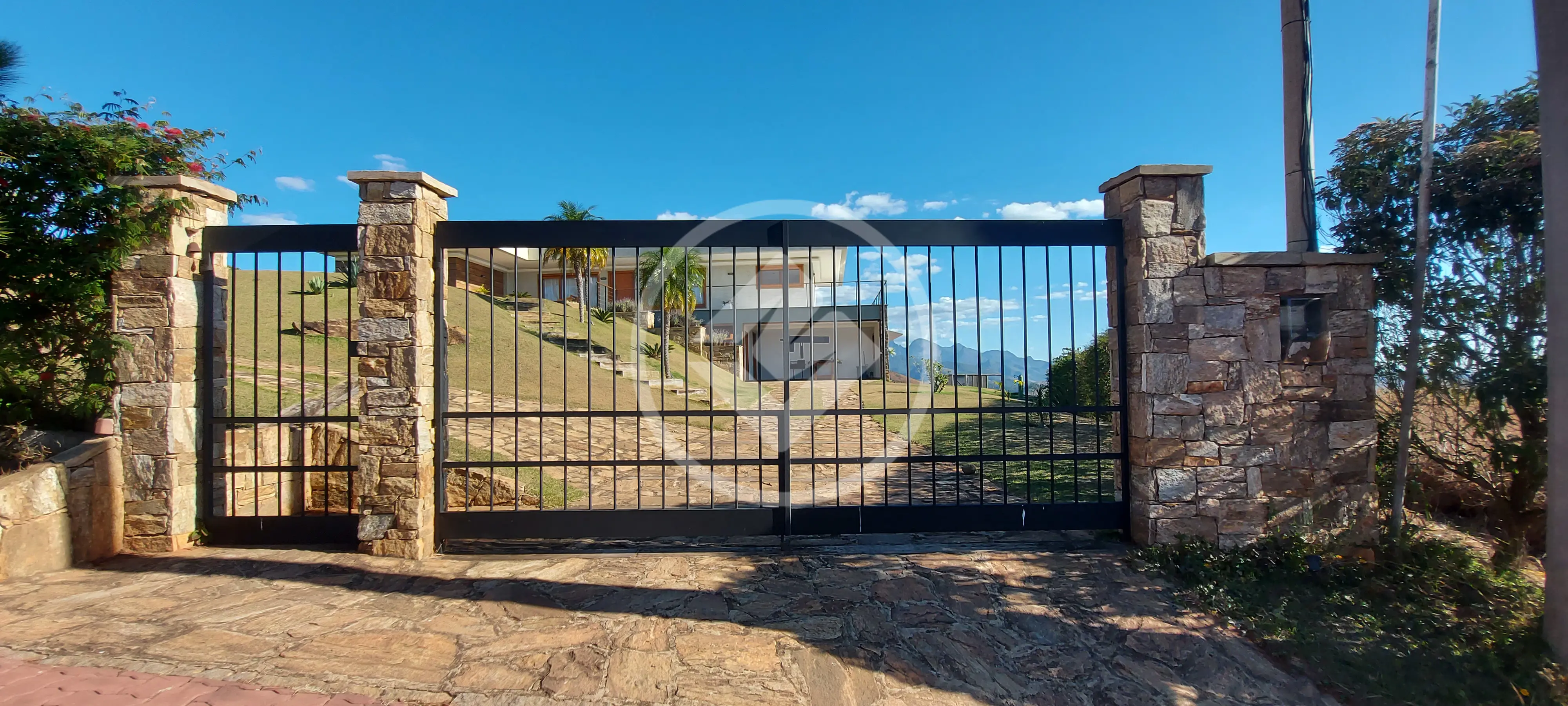 Imagem 2 - Terreno Condomínio em Pedro do Rio, Petrópolis - RJ