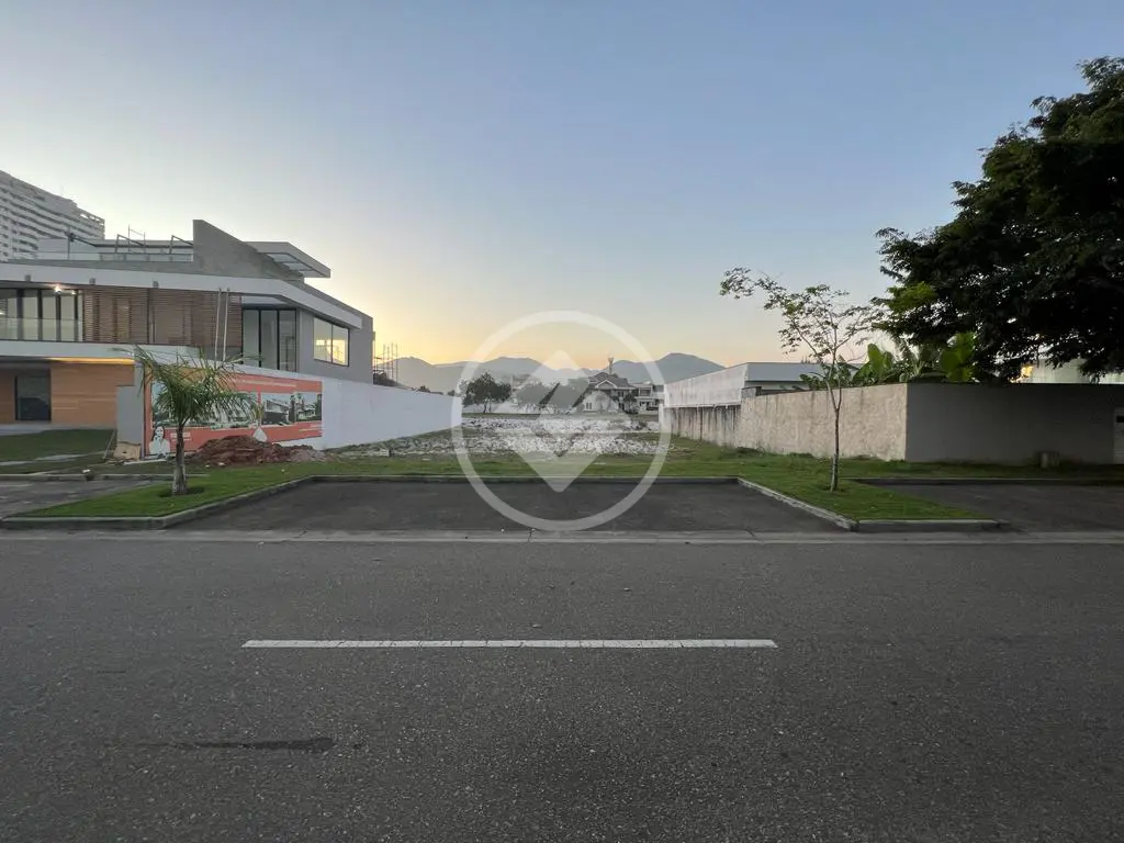 Imagem 1 - Terreno Condomínio em Barra da Tijuca, Rio de Janeiro - RJ
