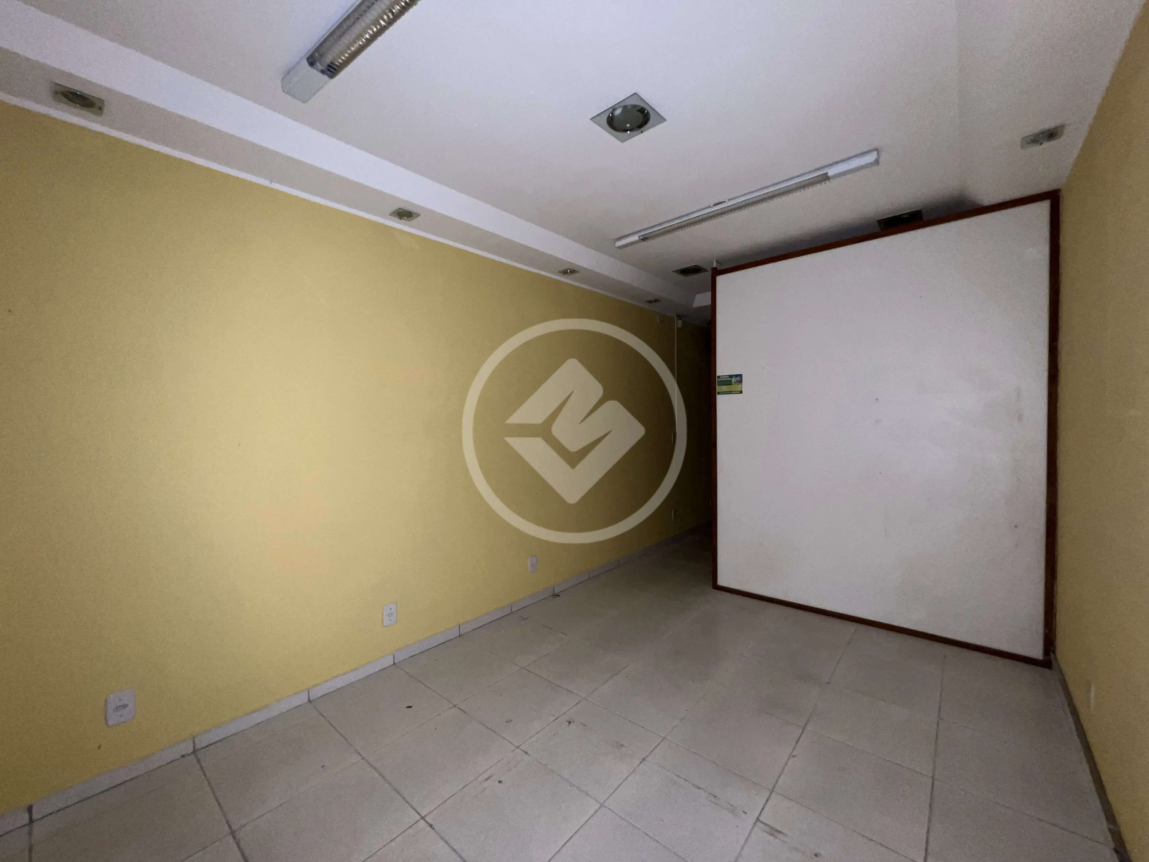 Imagem 2 - Sala Comercial em Várzea, Teresópolis - RJ