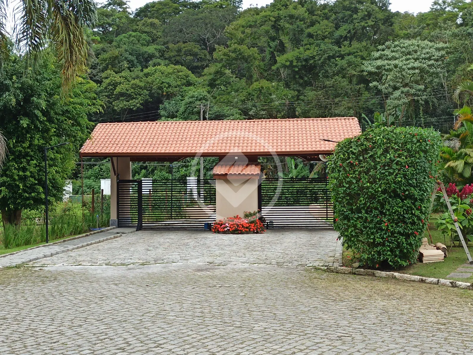 Terreno Condomínio Cascata do Imbuí, Teresópolis - RJ — foto 1