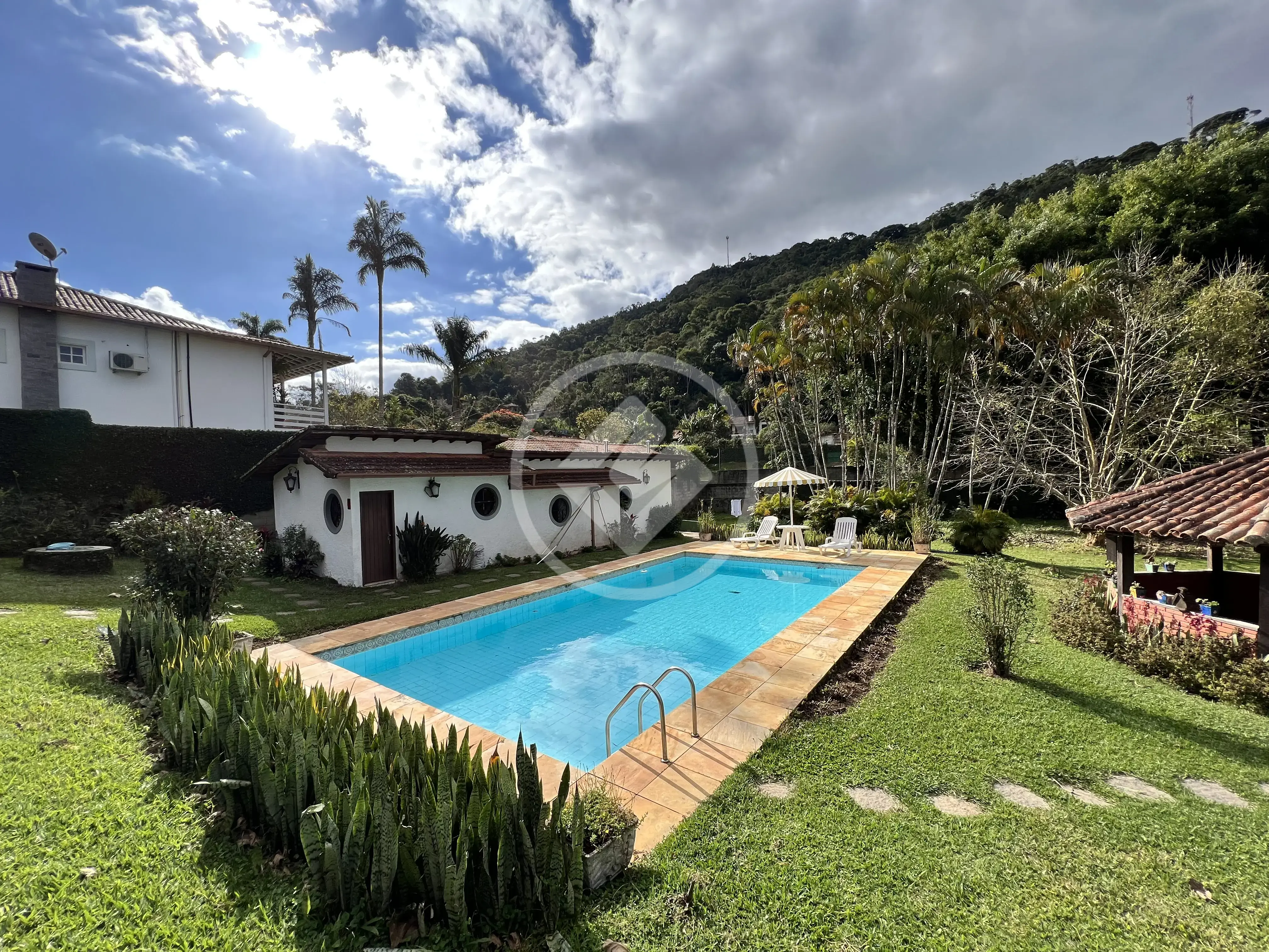 Imagem 1 - Casa em Albuquerque, Teresópolis - RJ