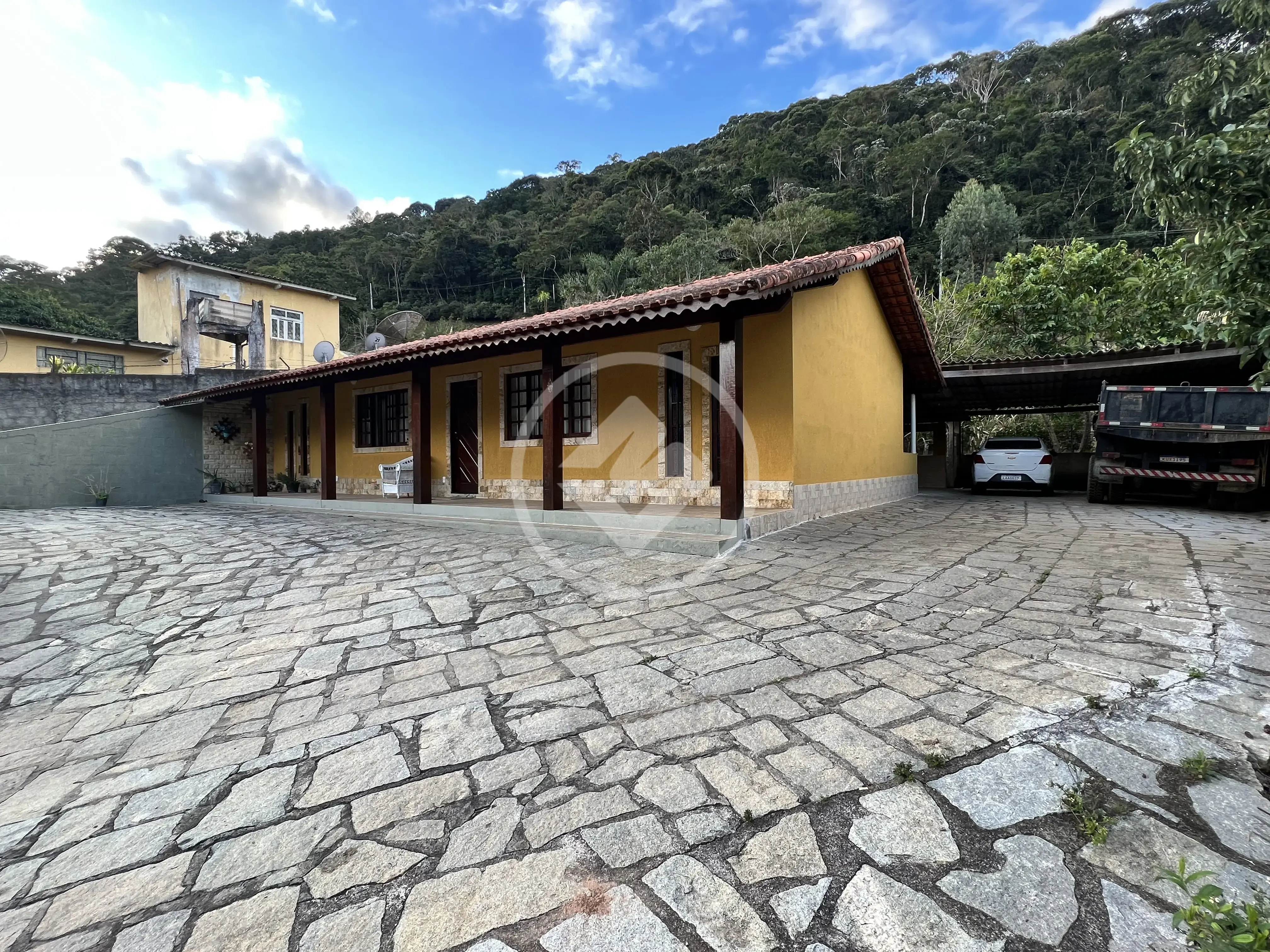 Imagem 1 - Casa em Pessegueiros, Teresópolis - RJ