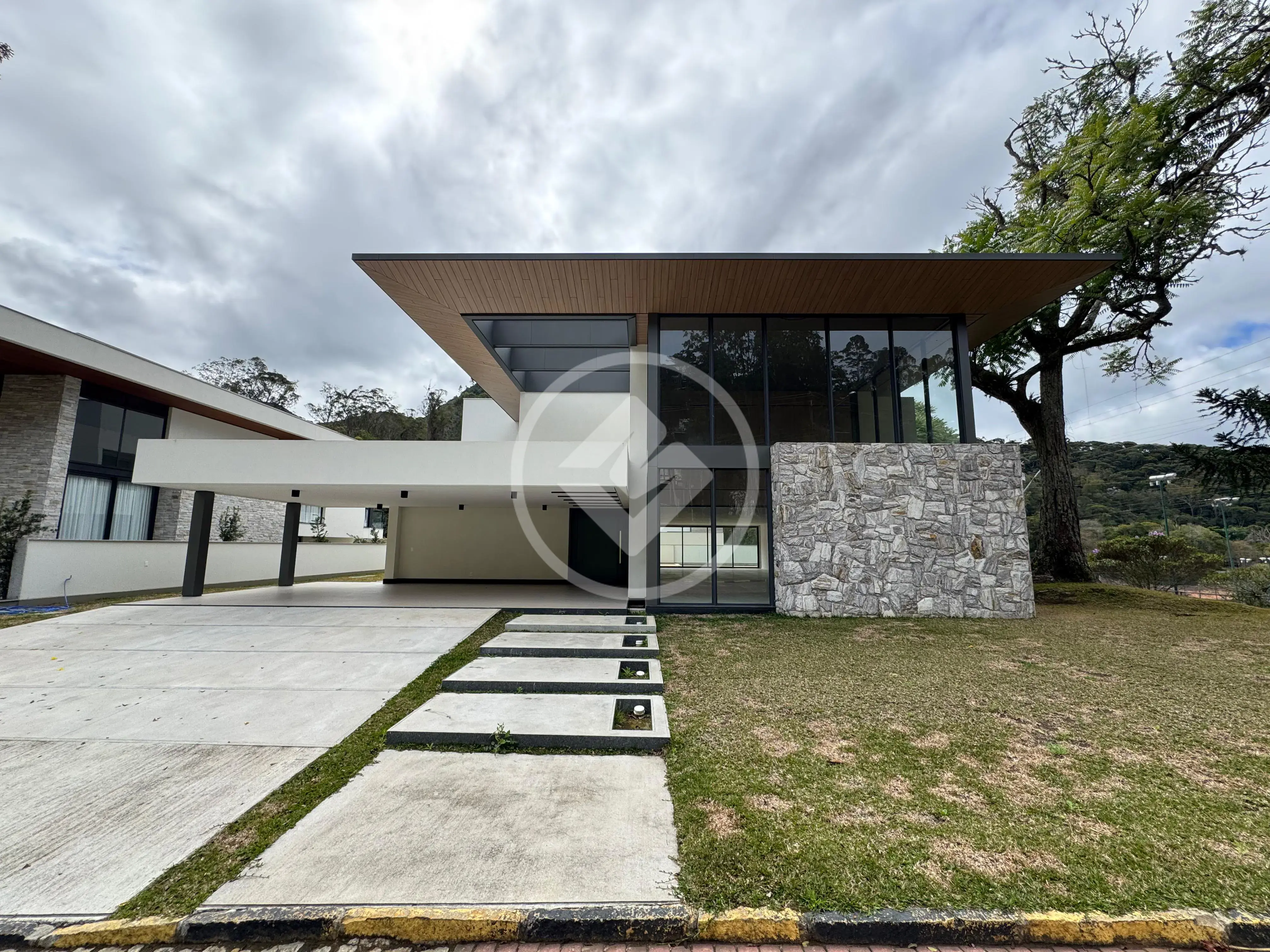 Imagem 1 - Casa Condomínio em Parque do Imbui, Teresópolis - RJ