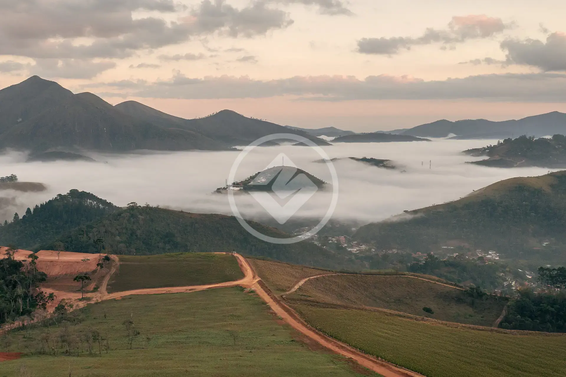 Imagem 1 - Terreno Condomínio em Itaipava, Petrópolis - RJ