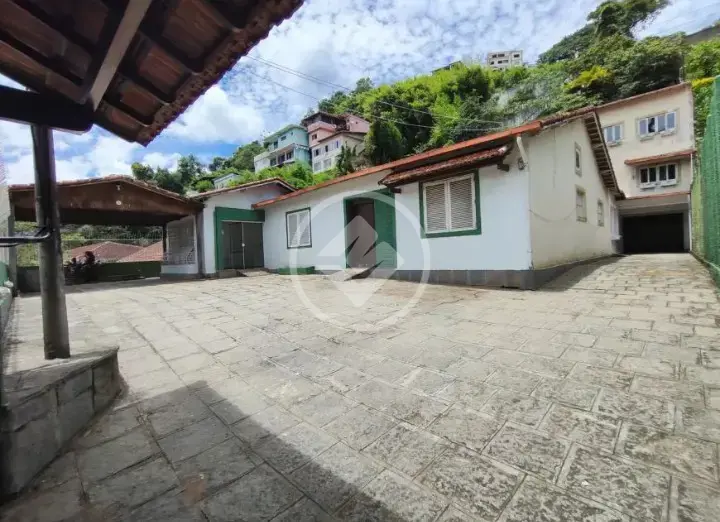 Imagem 1 - Casa Comercial em Vila Muqui, Teresópolis - RJ