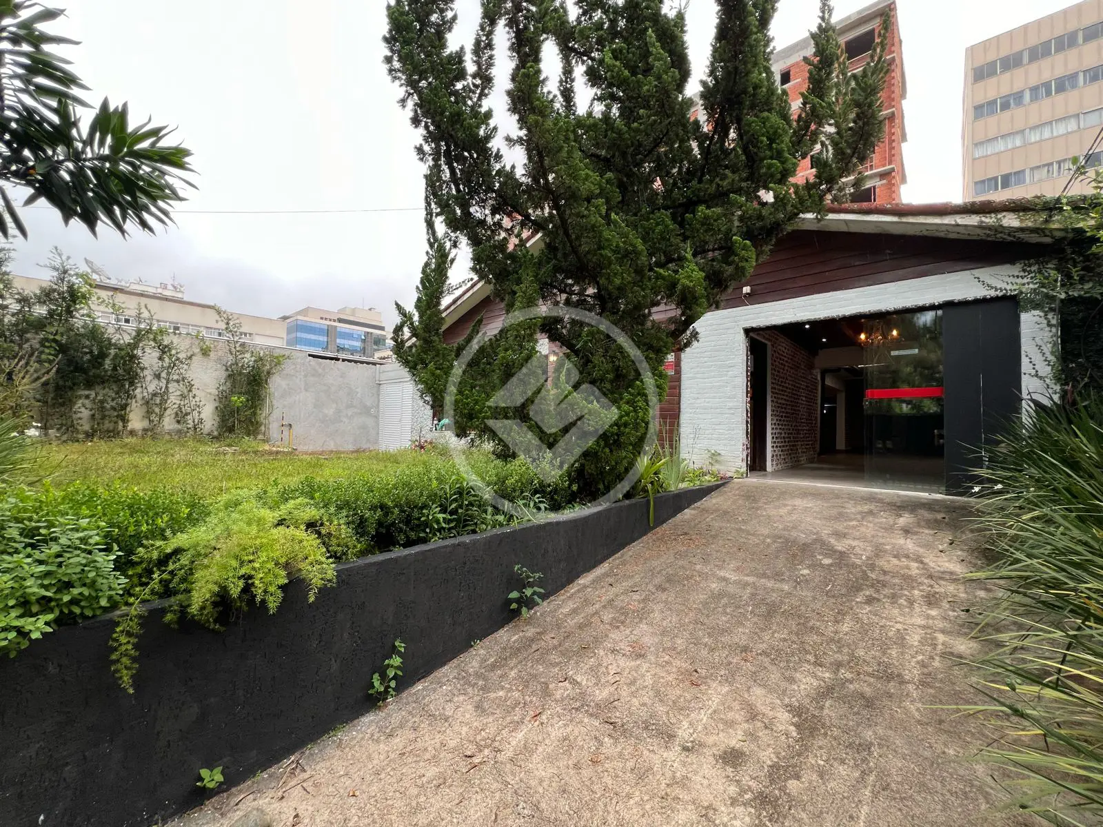 Imagem 1 - Casa Comercial em Várzea, Teresópolis - RJ