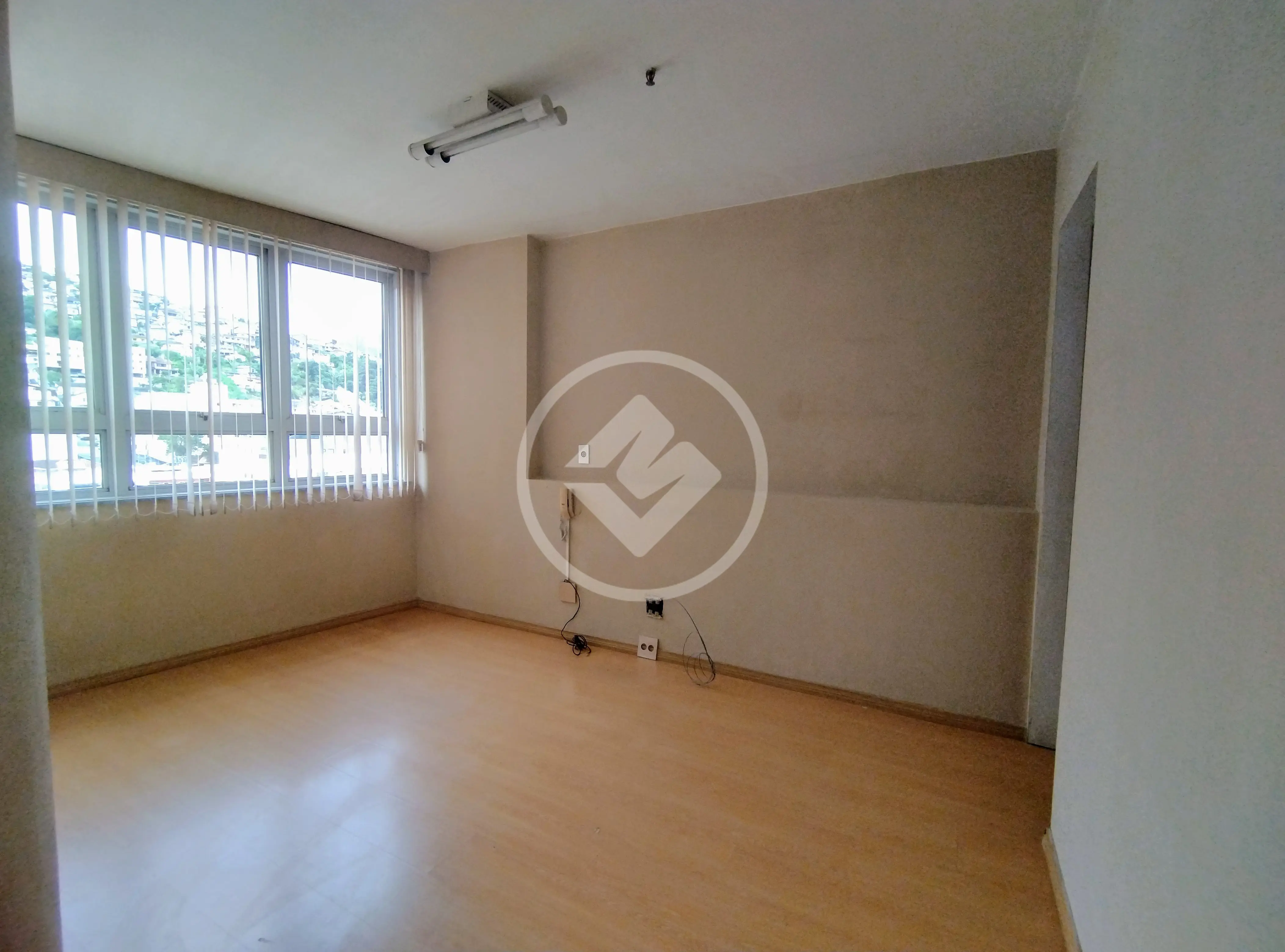 Sala Comercial Várzea, Teresópolis - RJ — foto 2