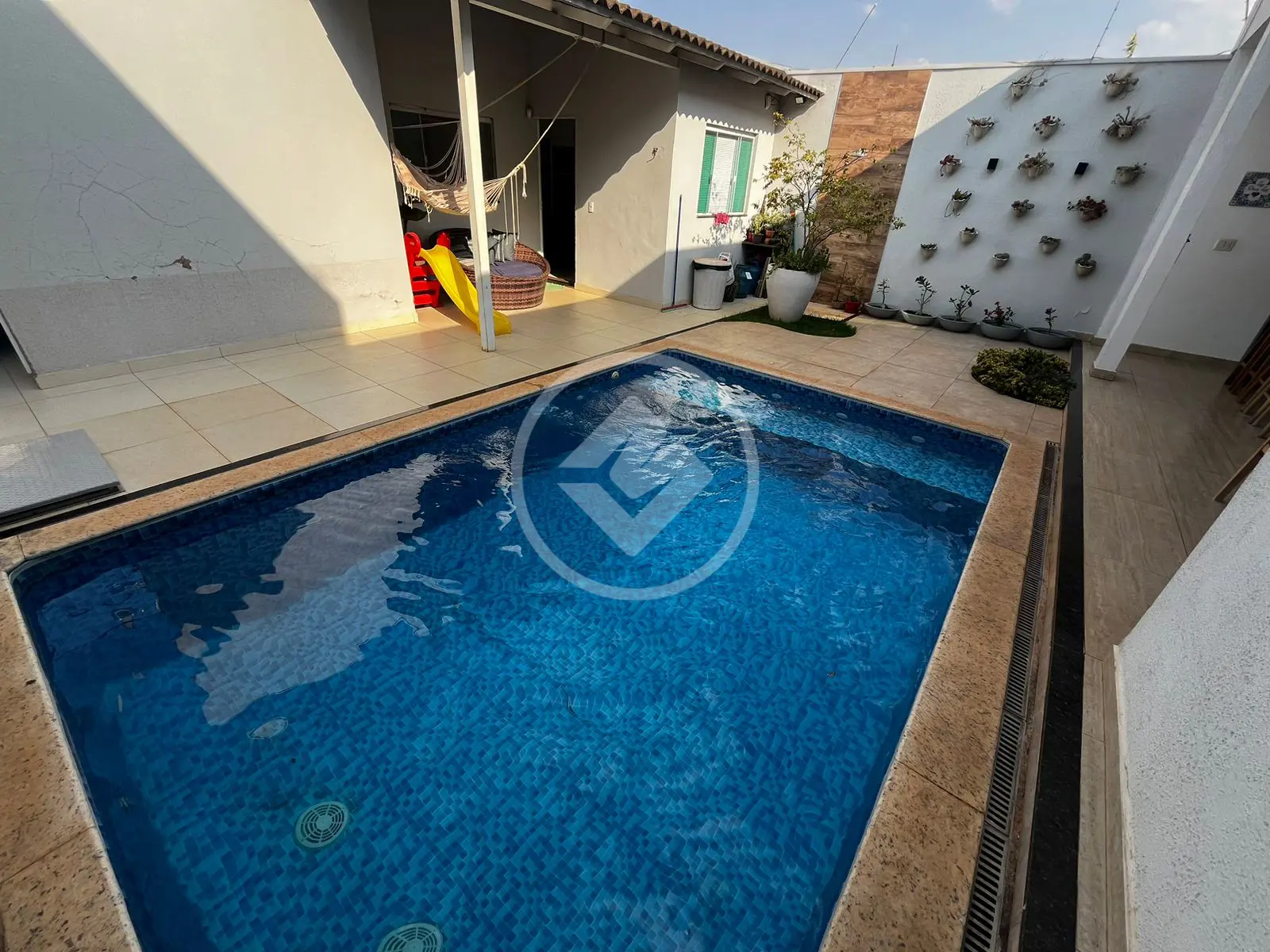 Casa Laranjeiras, Uberlândia - MG — foto 1