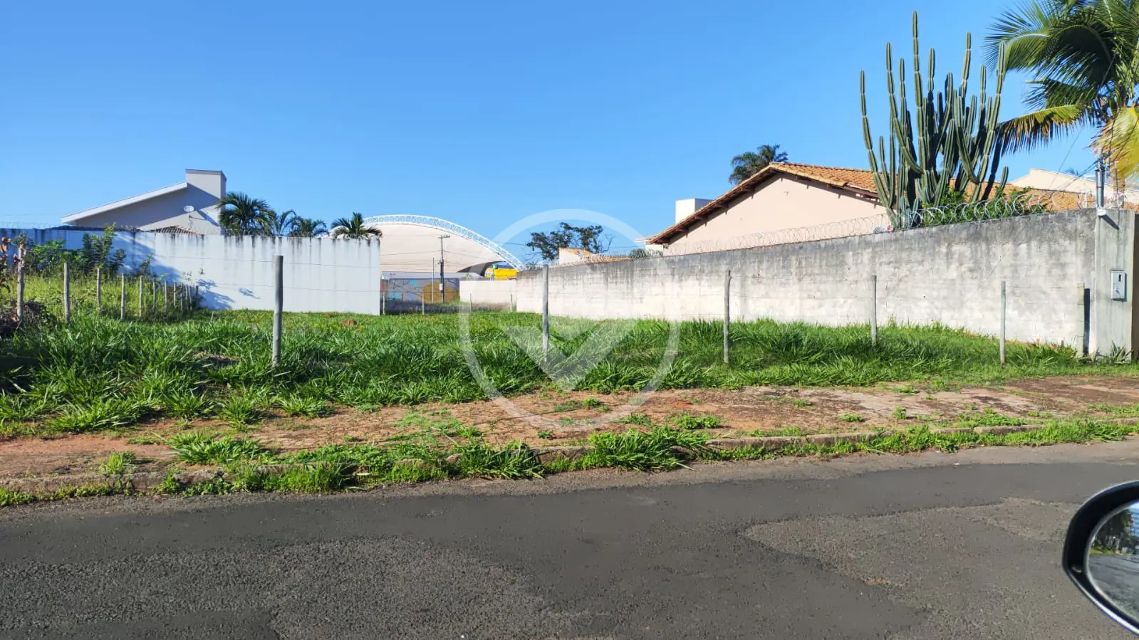 Terreno Jardim Karaíba, Uberlândia - MG — foto 1