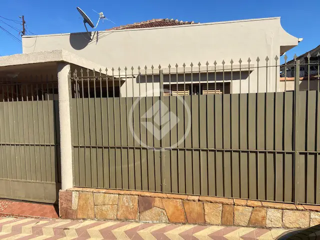 Imagem 2 - Casa em FUNDINHO, Uberlândia - MG