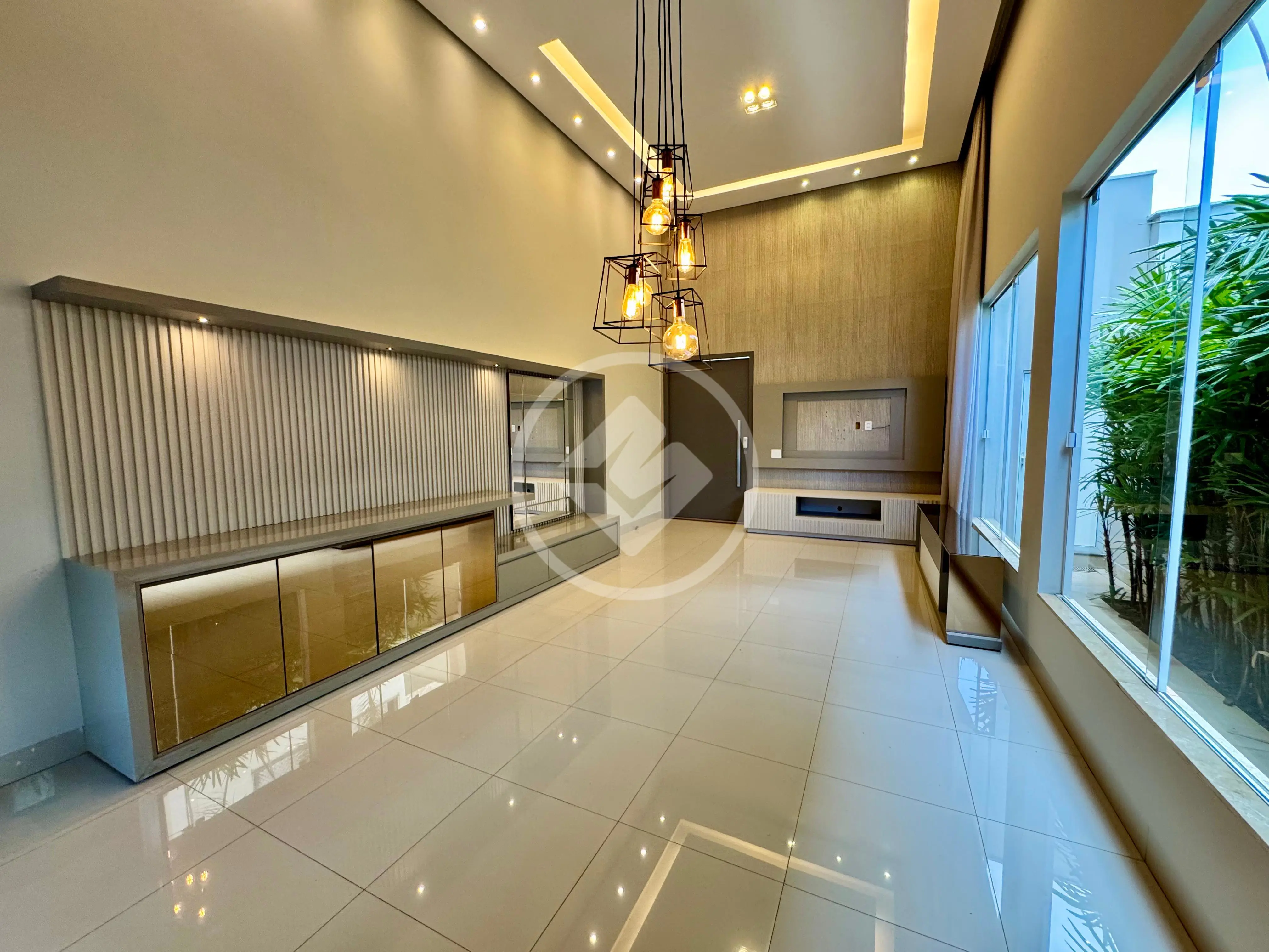Casa Condomínio Jardim Botânico, Uberlândia - MG — foto 1