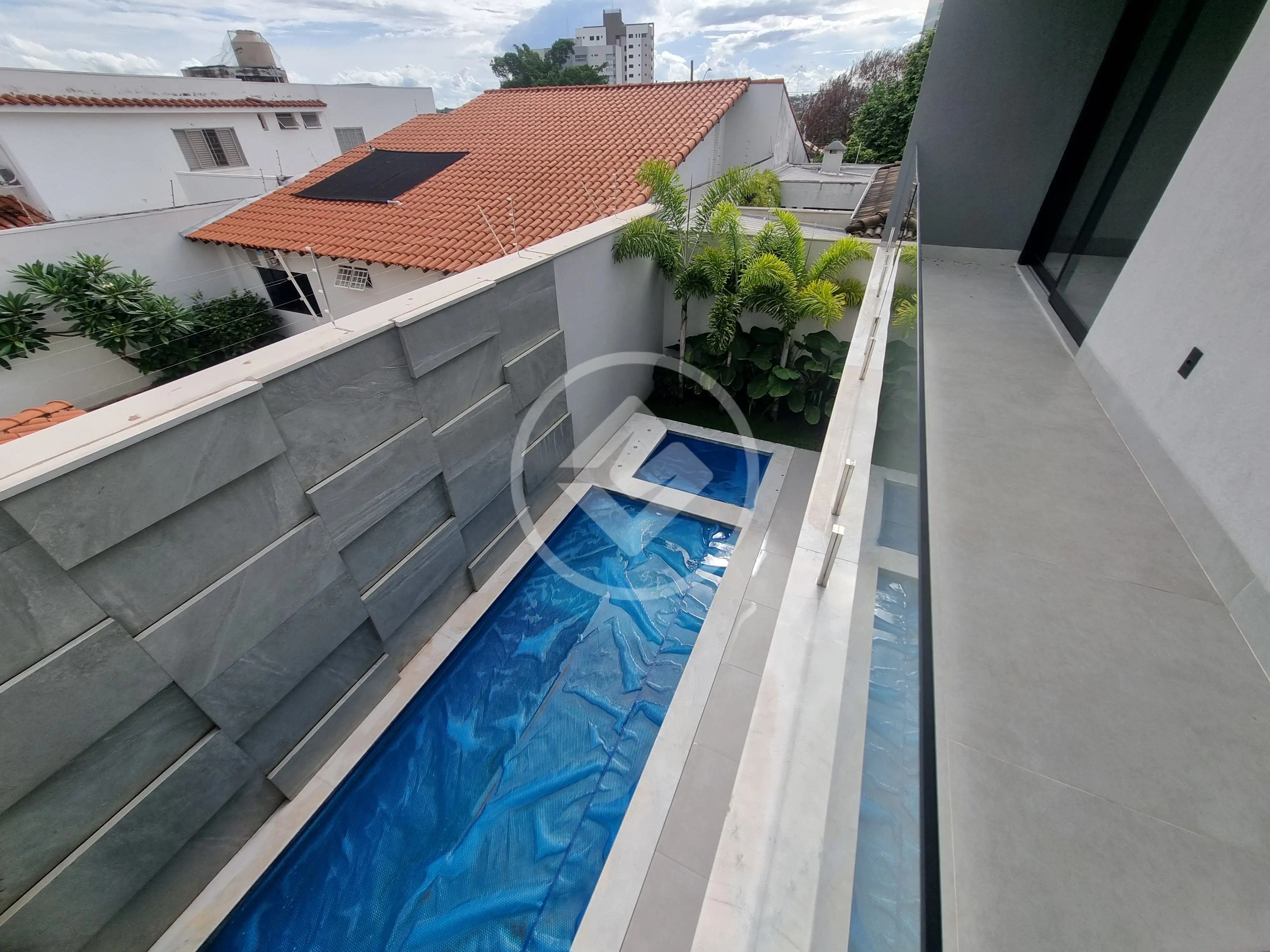 Imagem 5 - Sobrado em Morada da Colina, Uberlândia - MG