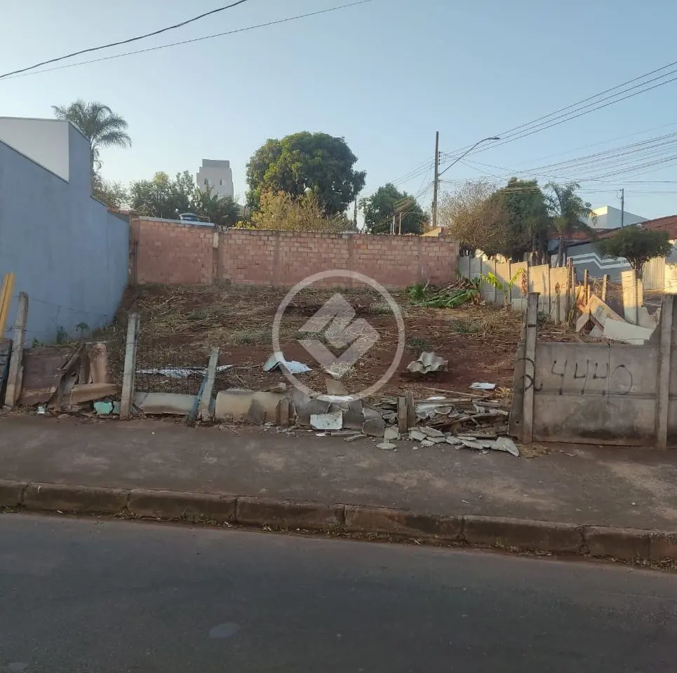 Imagem 2 - Terreno em Vila Satélite, Uberlândia - MG