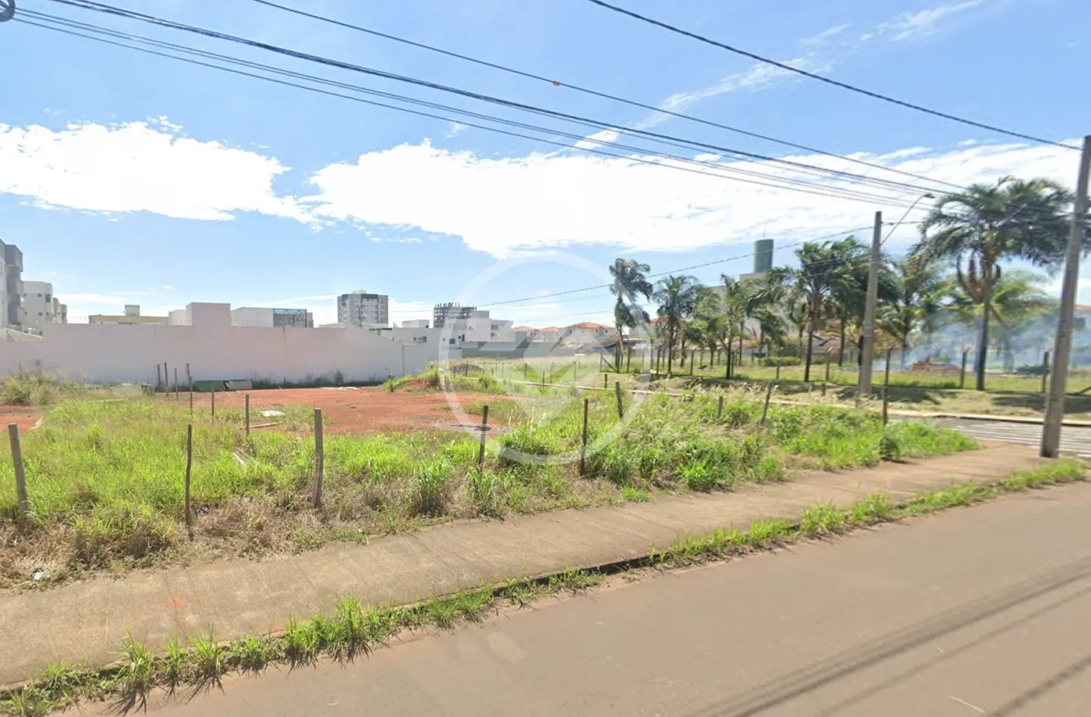Imagem 1 - Terreno em Novo Mundo, Uberlândia - MG